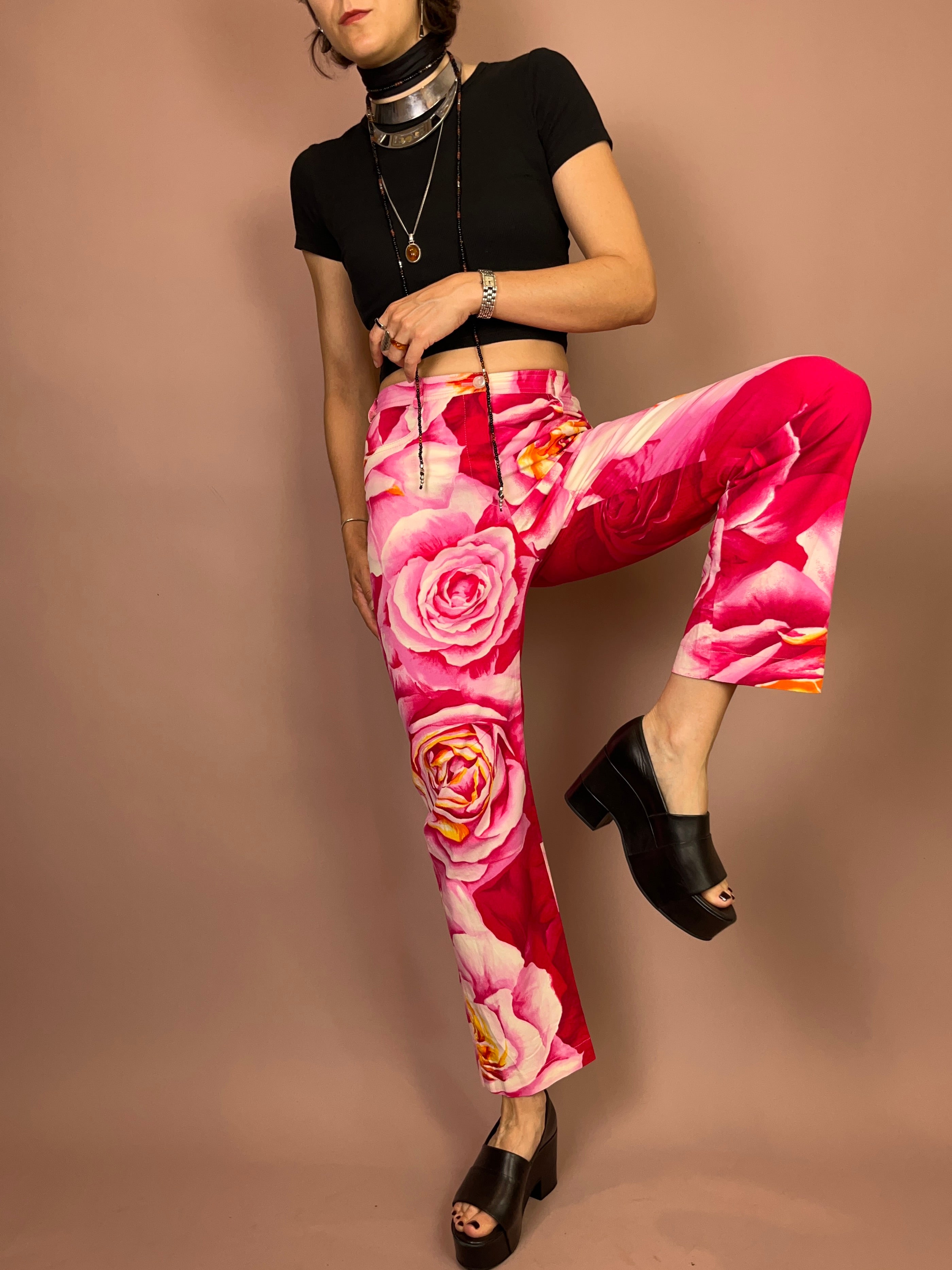 Schlaghose Y2K Rosenprint Gr. 36