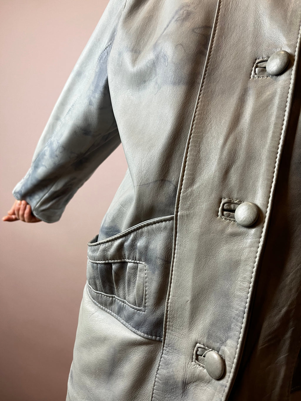 Leatherjacket Grey Batik Gr. 38