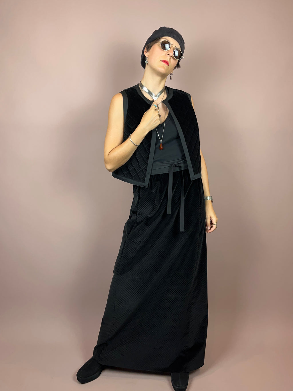 Set Velvet Black Vest Skirt Gr. 38