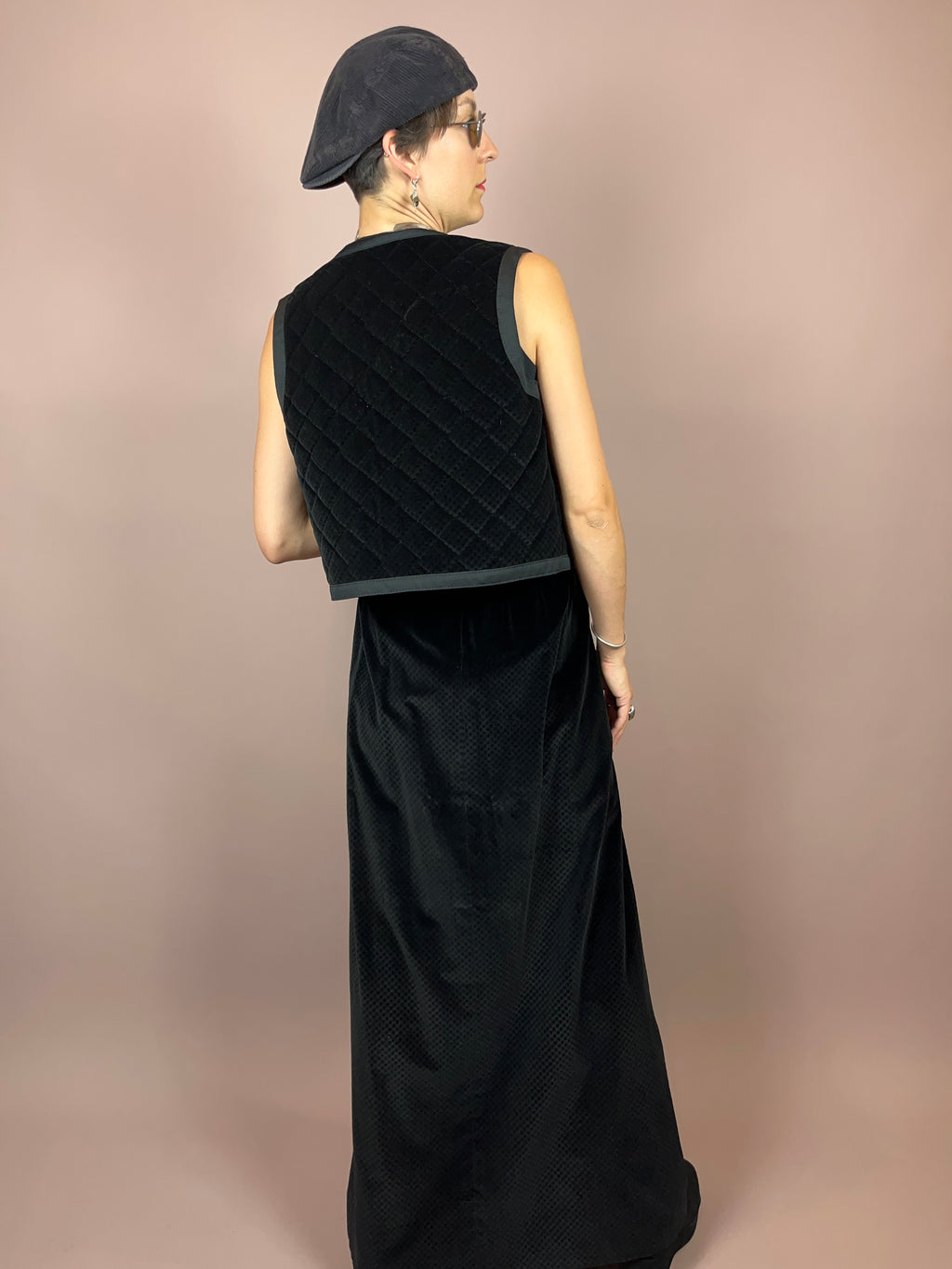 Set Velvet Black Vest Skirt Gr. 38