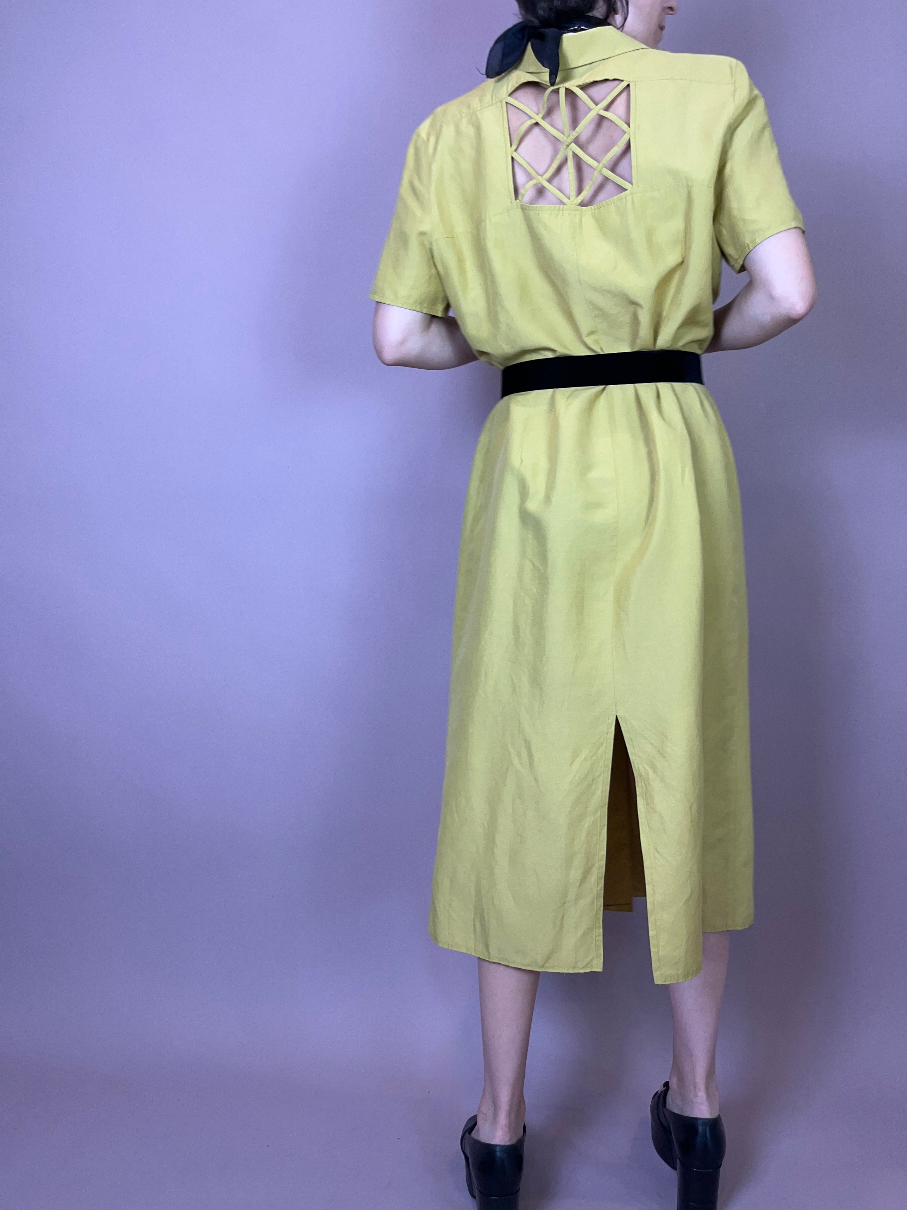 Leinenkleid mit Rückendetail Gelb Gr. 42-44