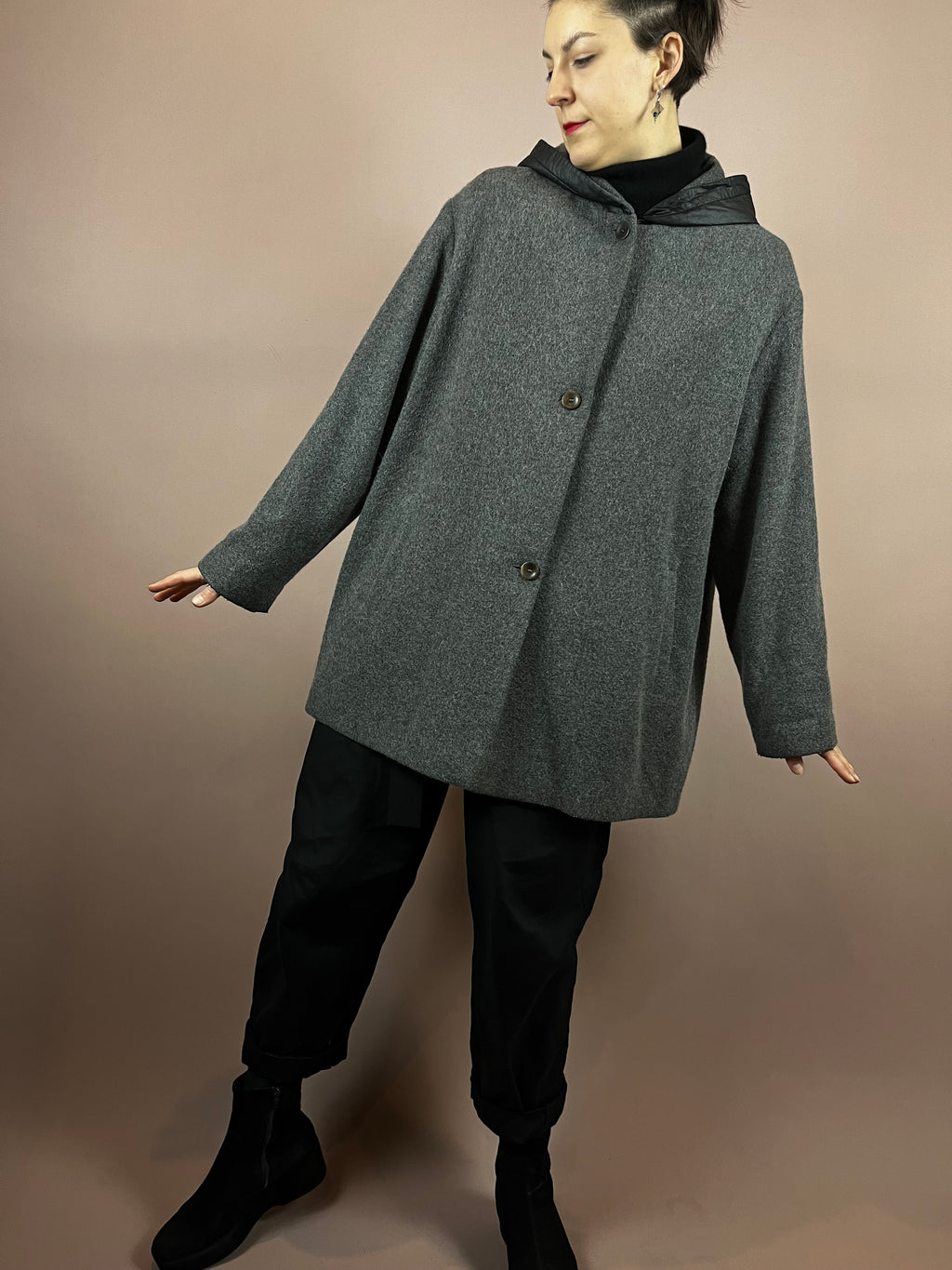 Coat Short Grey Black Hood Gr. 44