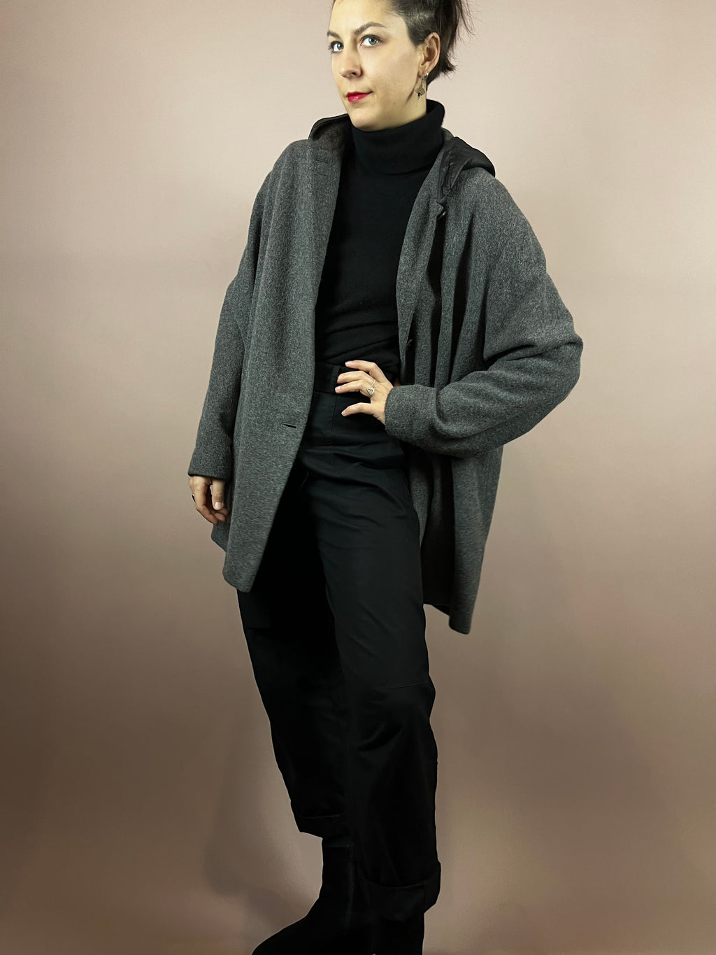 Coat Short Grey Black Hood Gr. 44