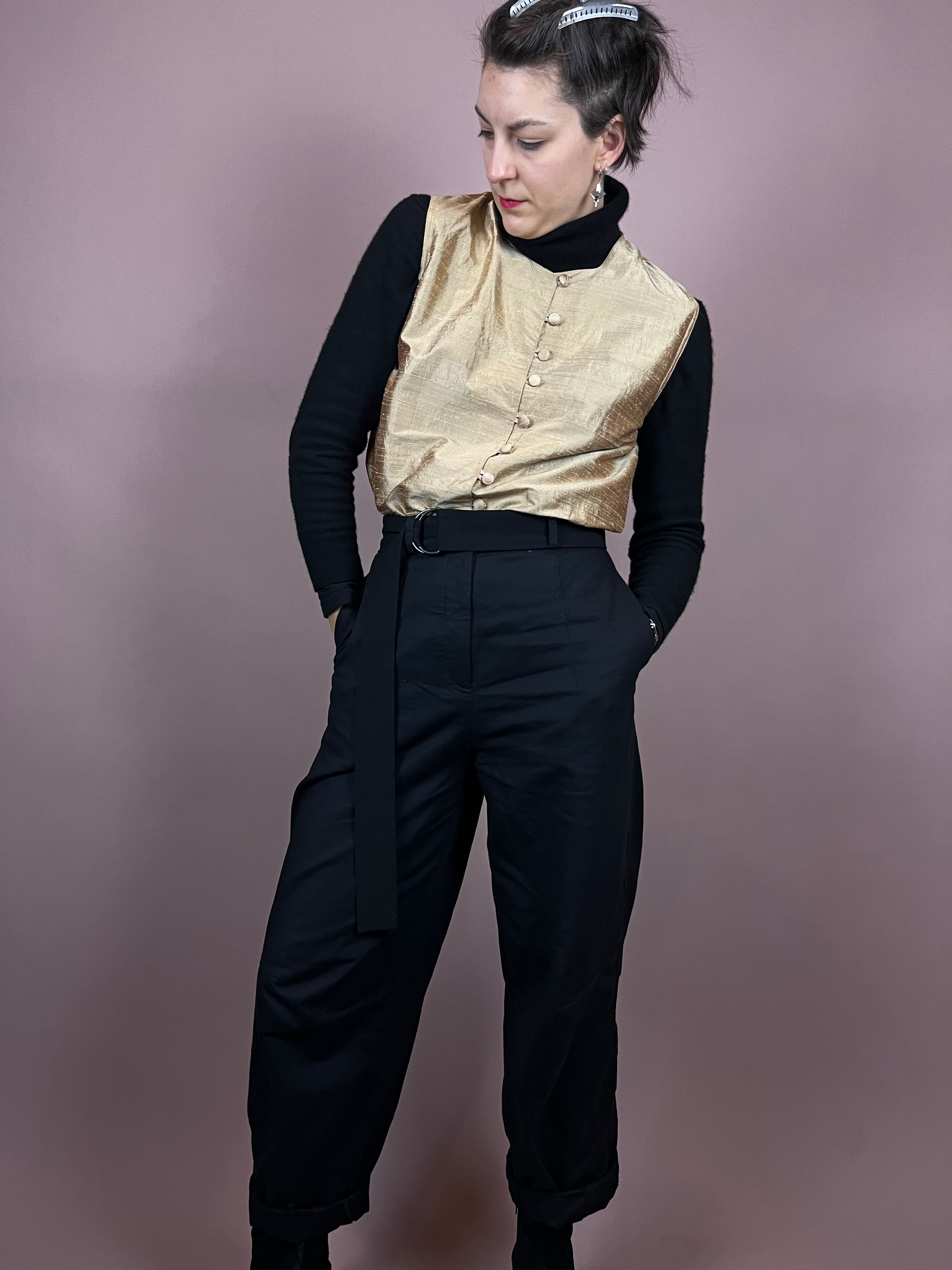 Vest Silk Gold Gr. 36