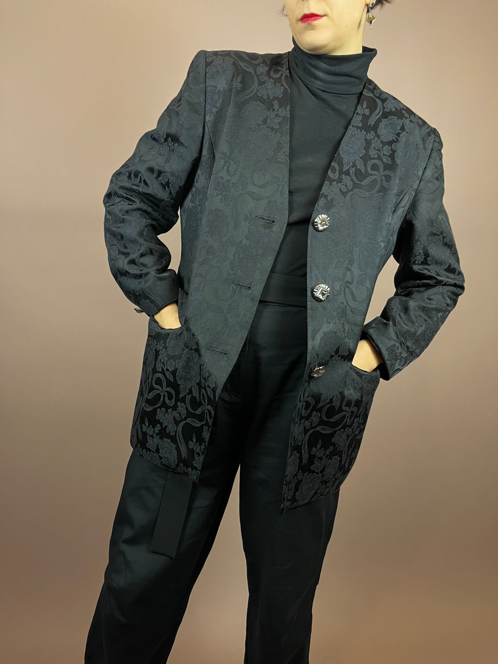 Blazer Black Flowers Bows Gr. 40