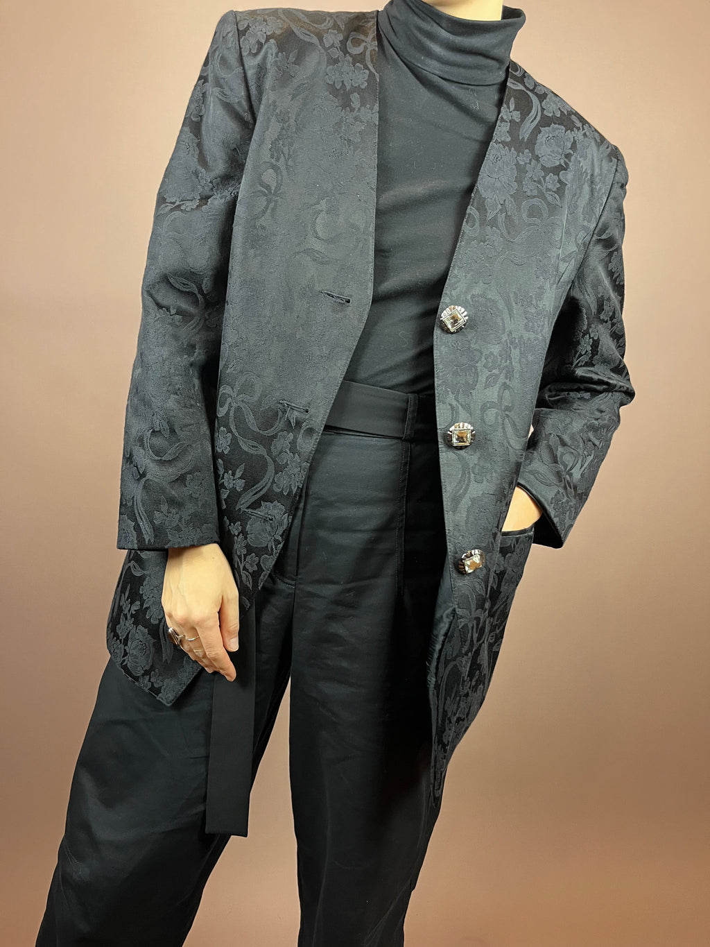 Blazer Black Flowers Bows Gr. 40