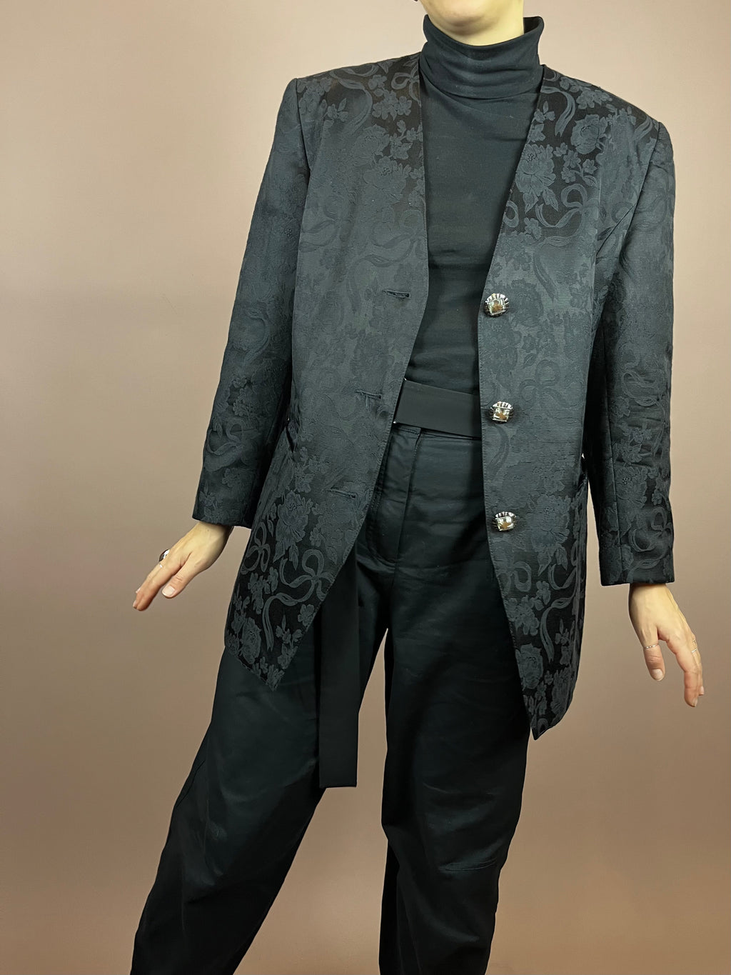 Blazer Black Flowers Bows Gr. 40