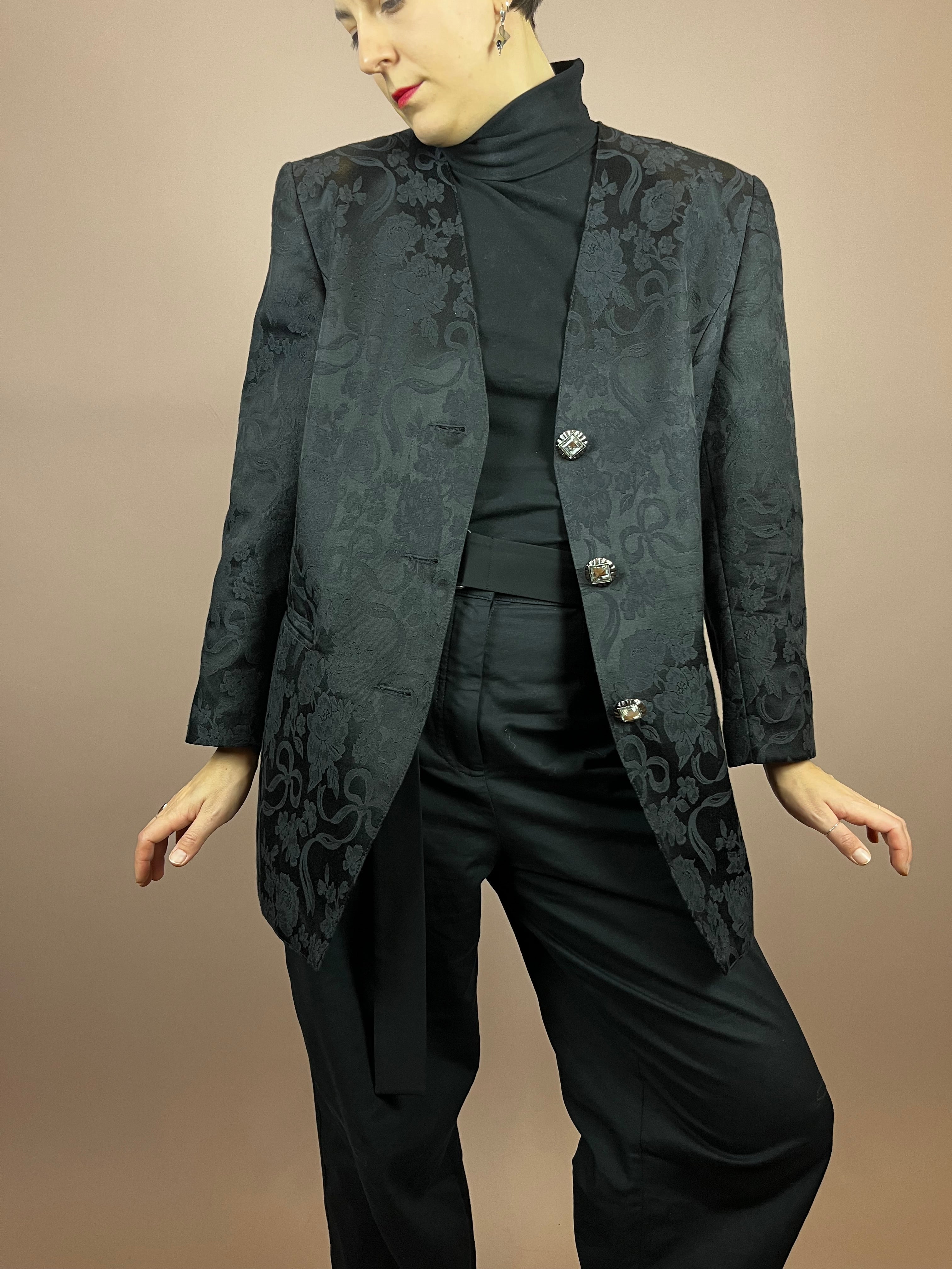 Blazer Black Flowers Bows Gr. 40