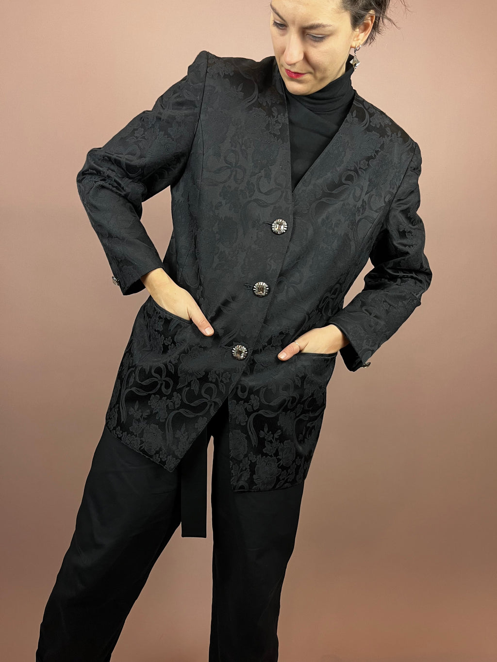 Blazer Black Flowers Bows Gr. 40