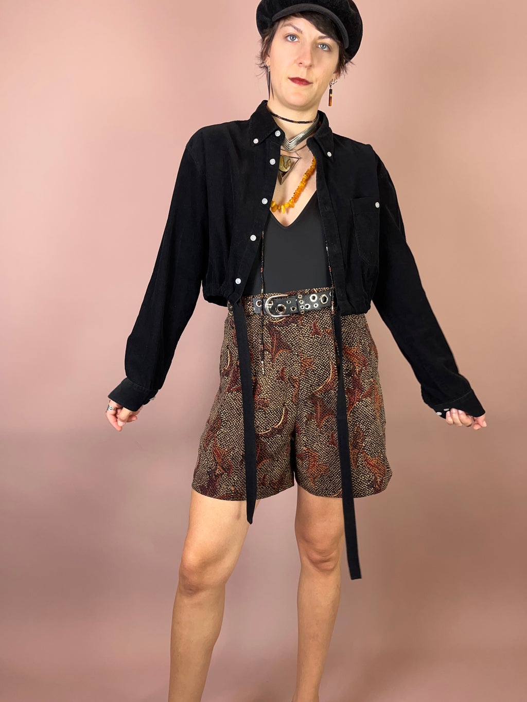 Cordhemd Upcycling Schwarz Oversized Gr. Uni