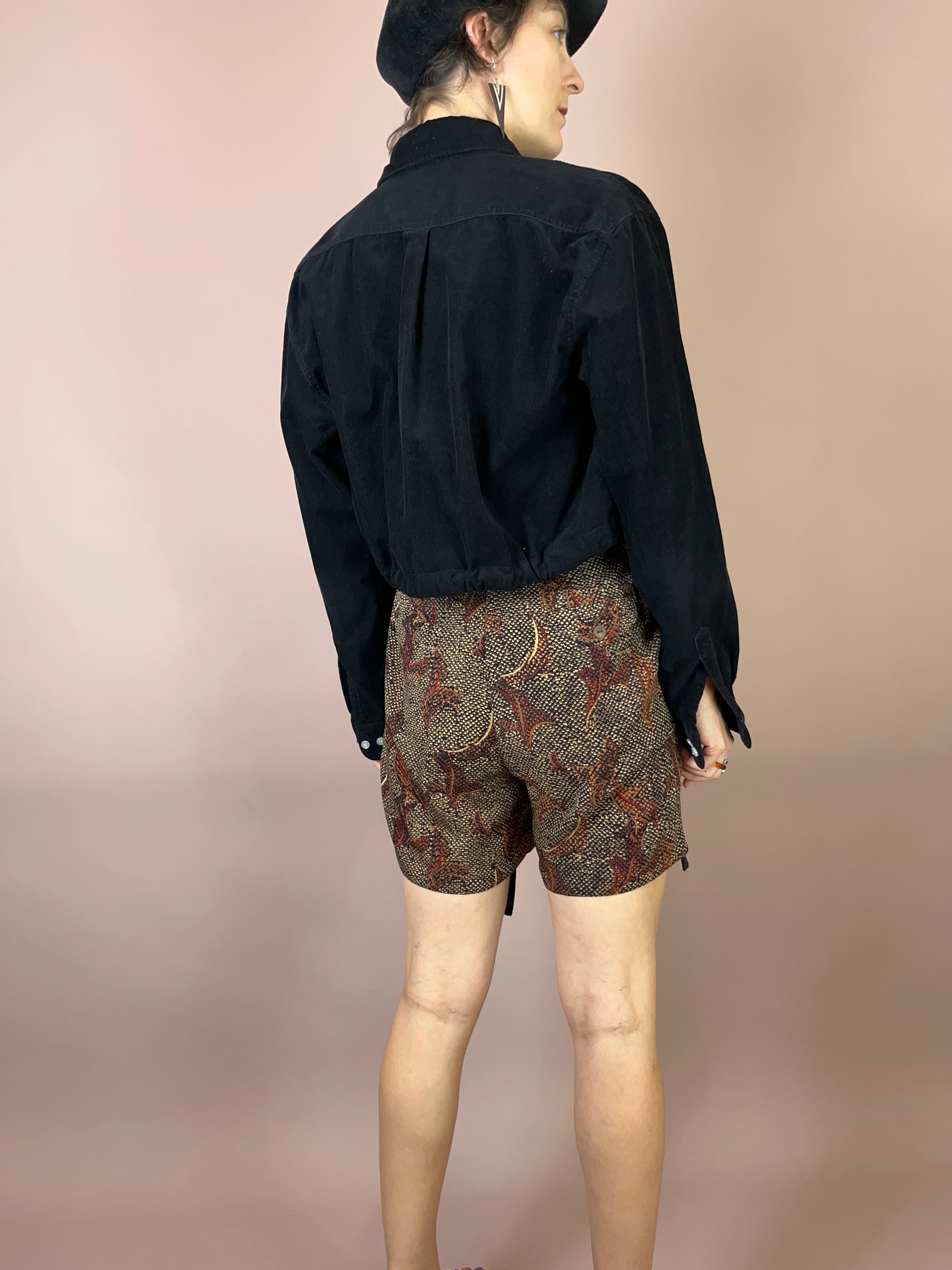 Cordhemd Upcycling Schwarz Oversized Gr. Uni
