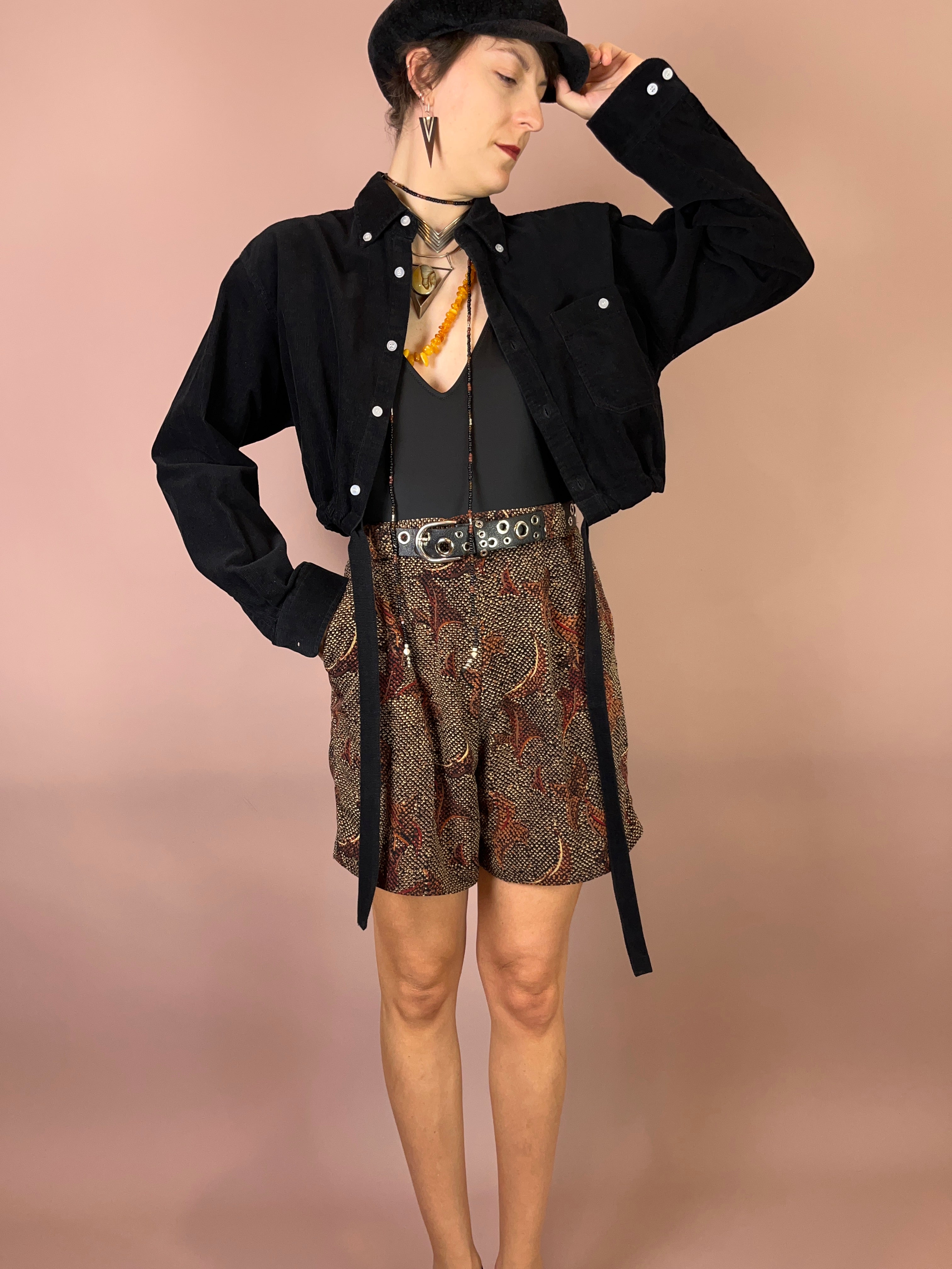 Cordhemd Upcycling Schwarz Oversized Gr. Uni