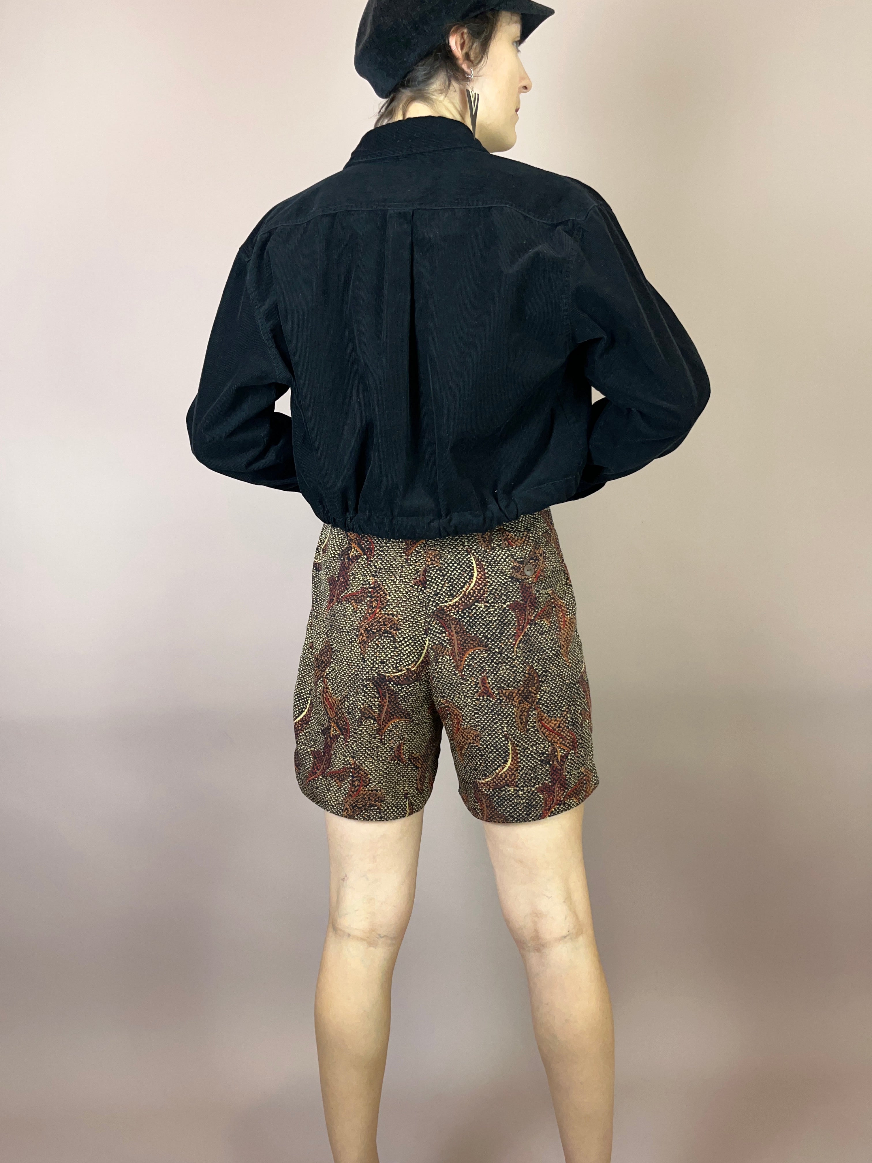 Cordhemd Upcycling Schwarz Oversized Gr. Uni