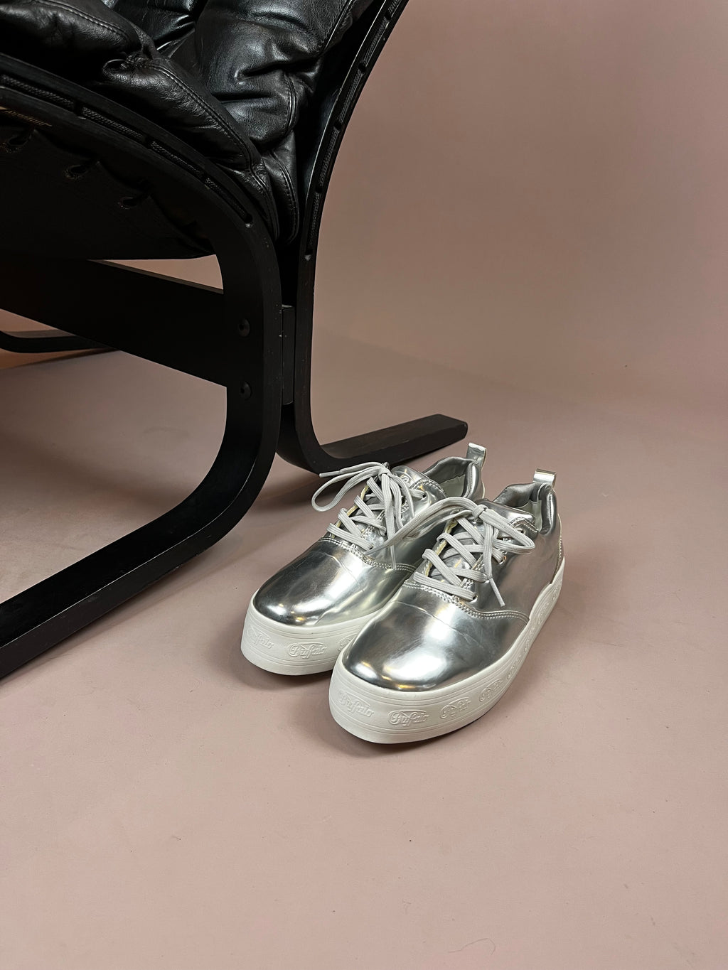 Buffalo Sneaker Silver Plateau Size 39