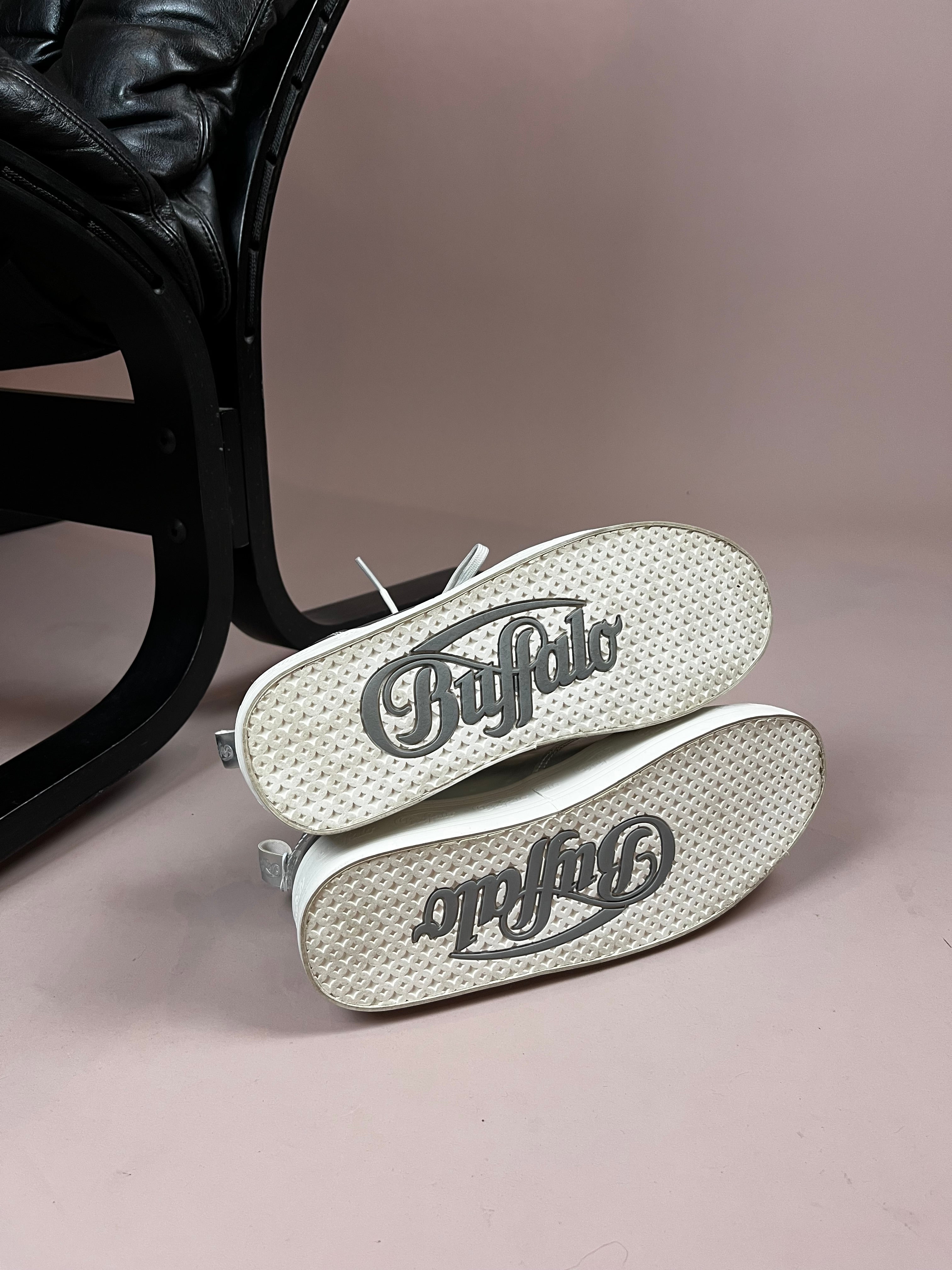 Buffalo Sneaker Silver Plateau Size 39