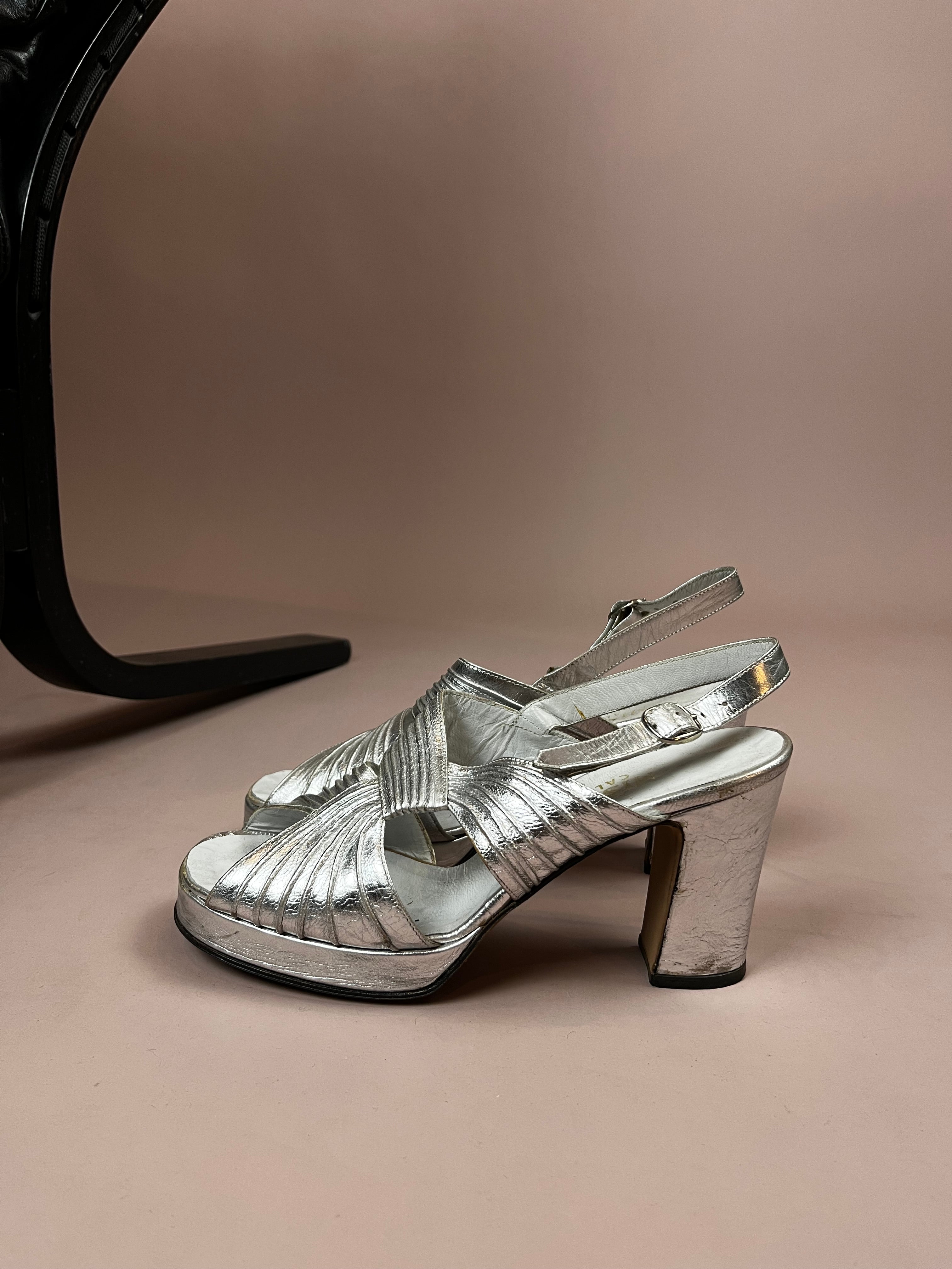 Schuhe Silber Plateau Pumps Gr. 39