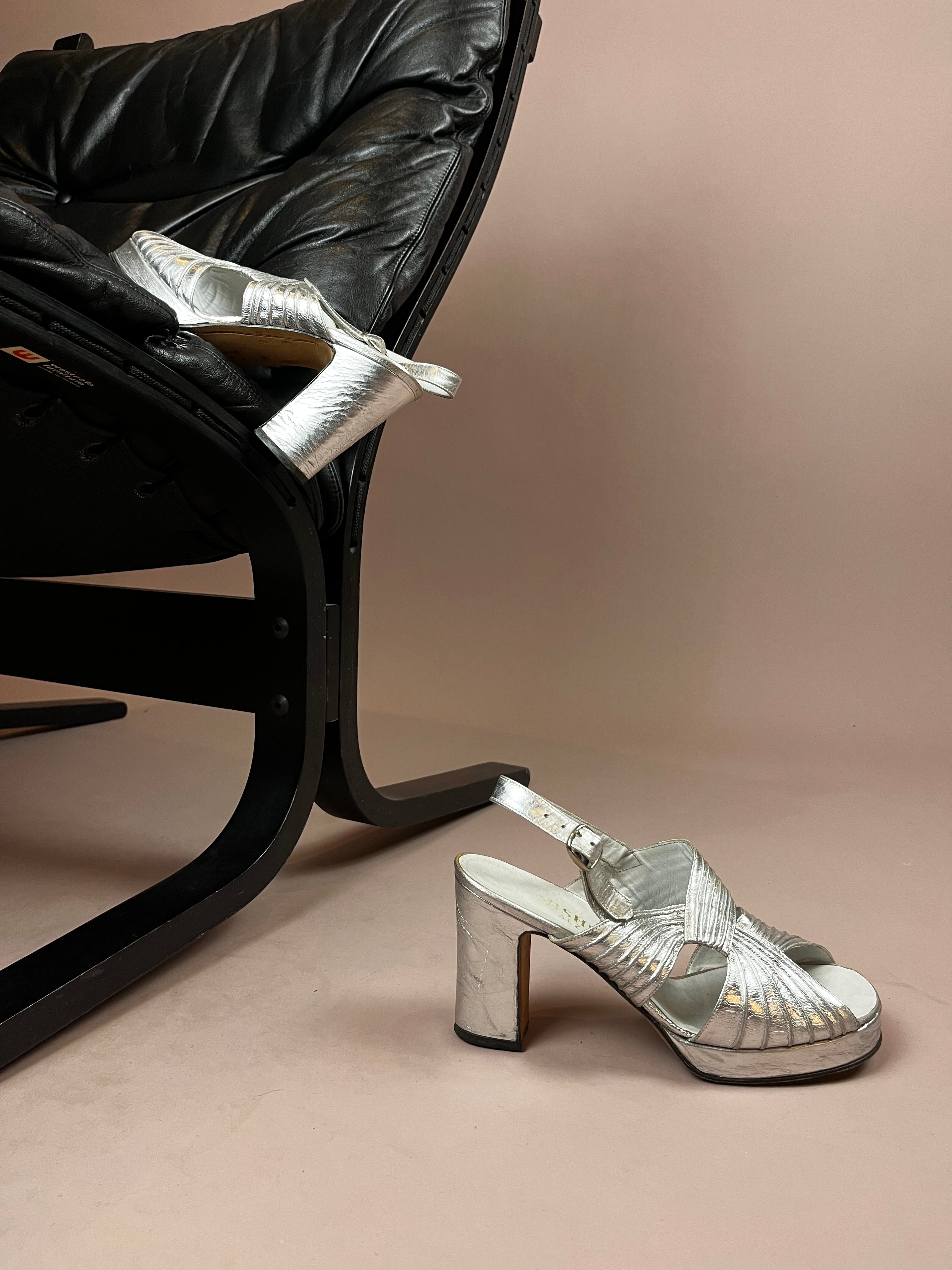 Schuhe Silber Plateau Pumps Gr. 39