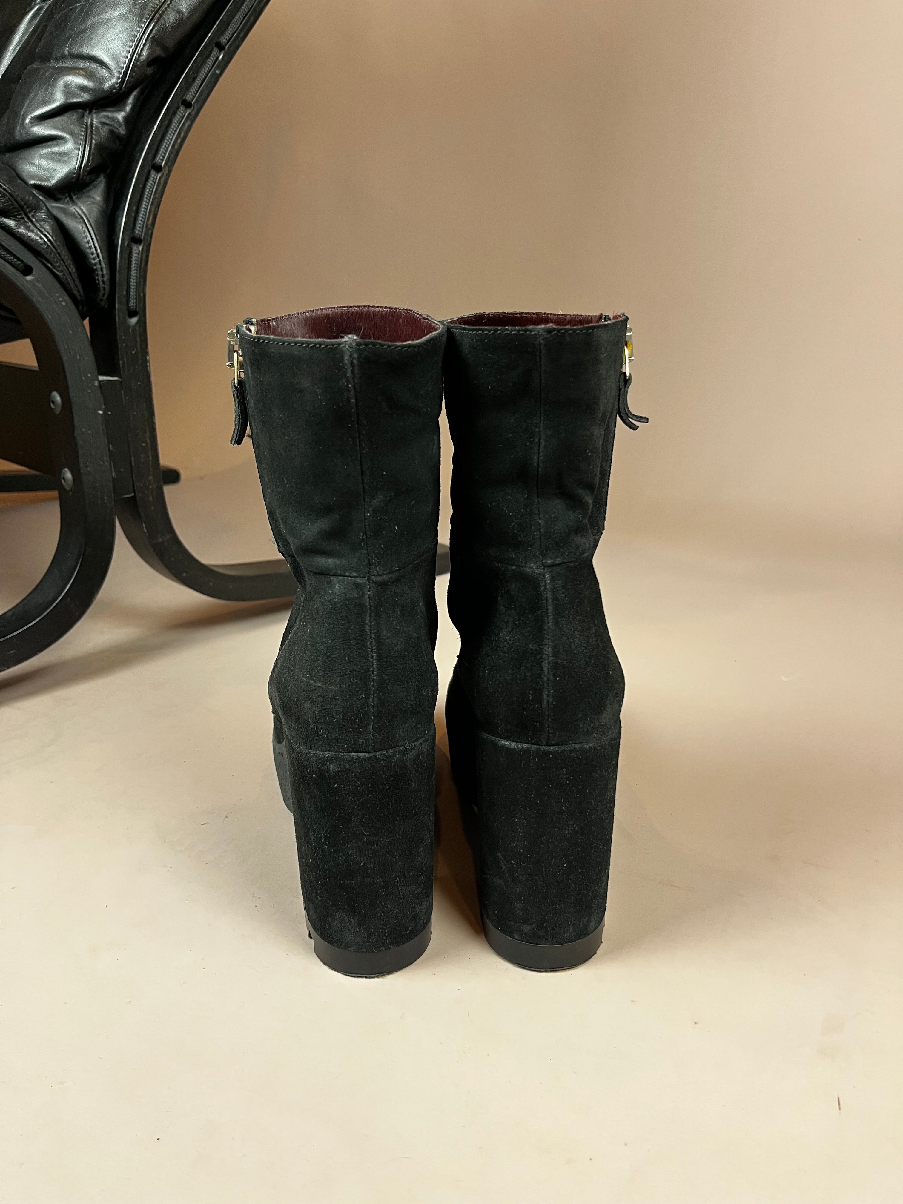 Vic Matiè Boots Suede Plateau Size 38