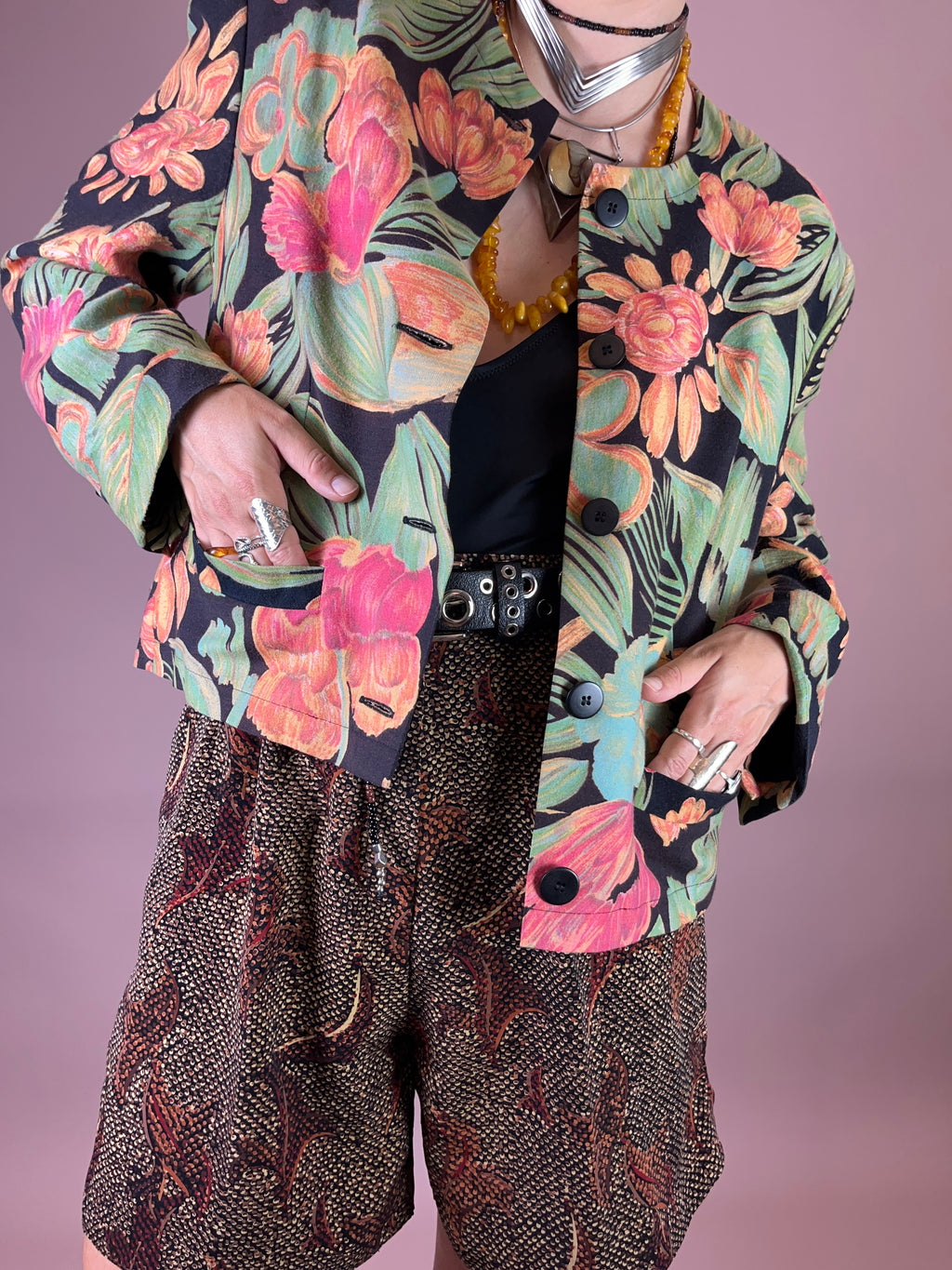 Blazer Jacke Blumen Wolle Gr. 40