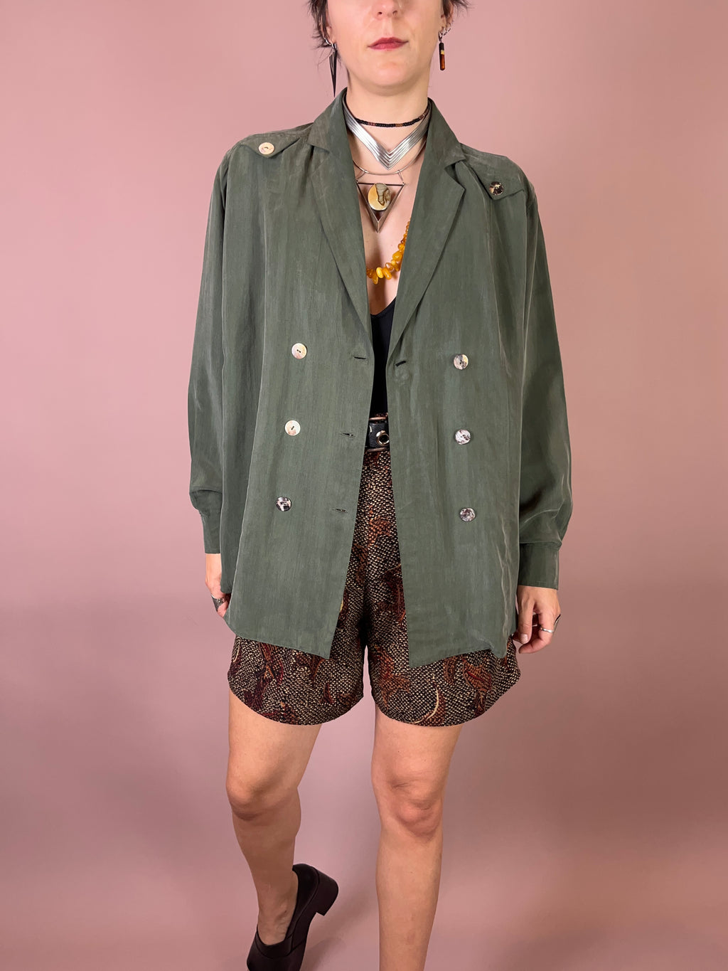 Blazer Bluse Seidig Khaki Gr. 38