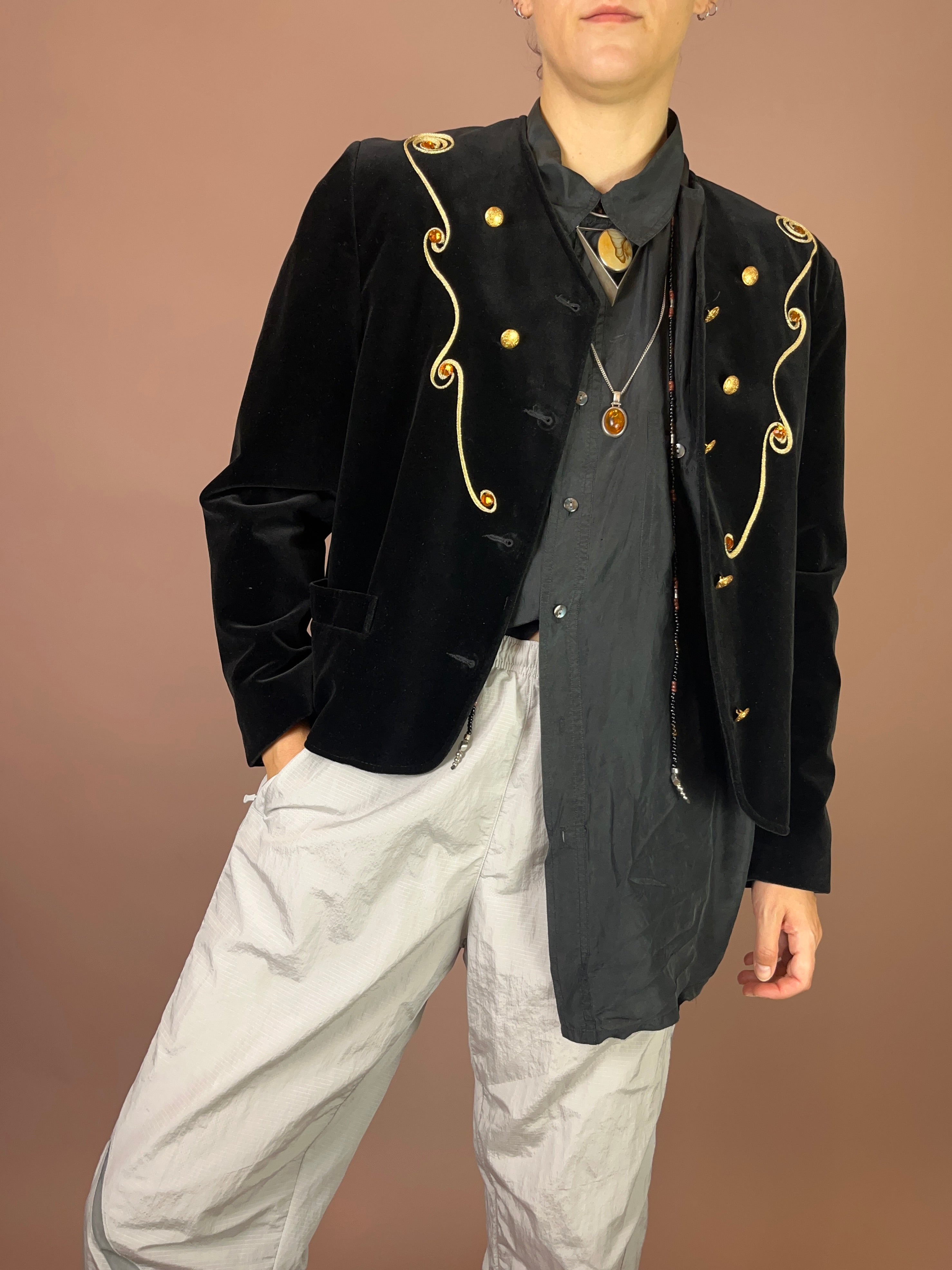 Blazer Samt Gold Schnörkel Gr. 38
