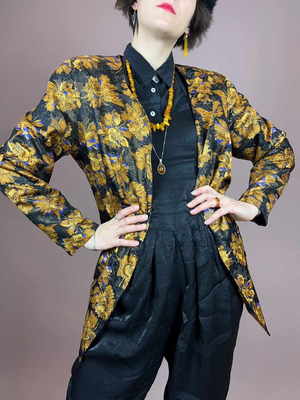 Cardigan Blazer Seide Gold Violet Blumen Gr. 40