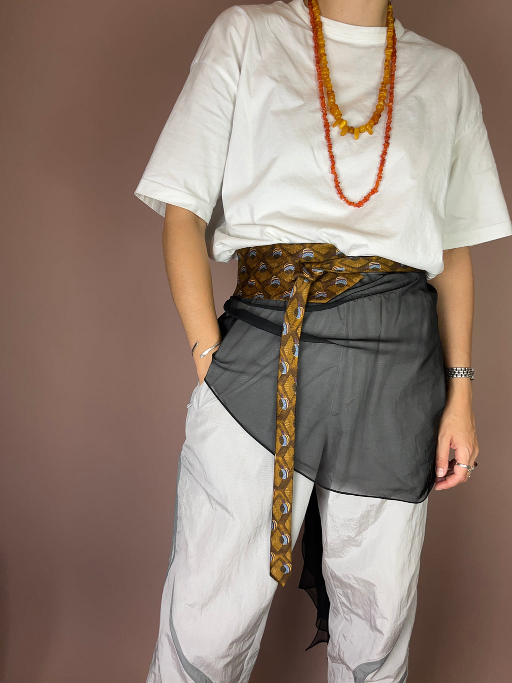 Krawatte Gold-Braun mit Muster – Vintage Print