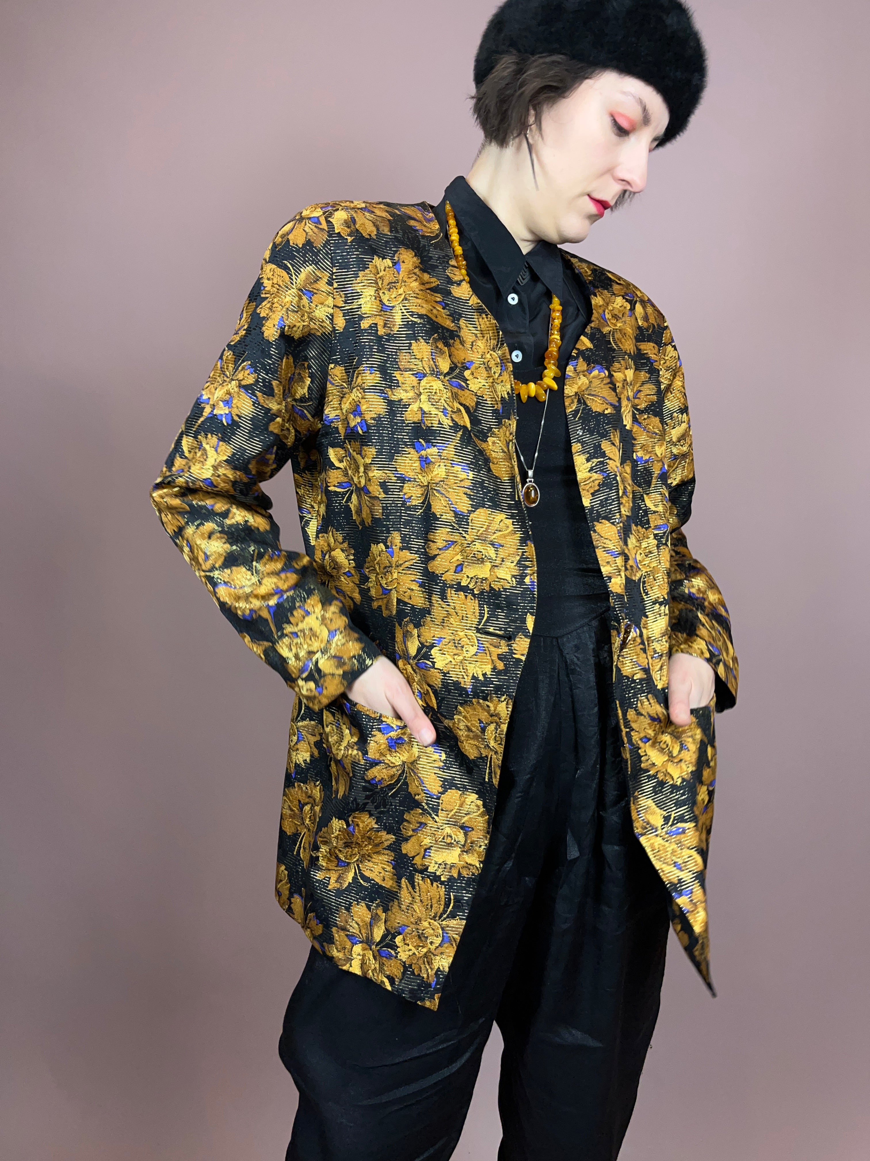 Cardigan Blazer Seide Gold Violet Blumen Gr. 40