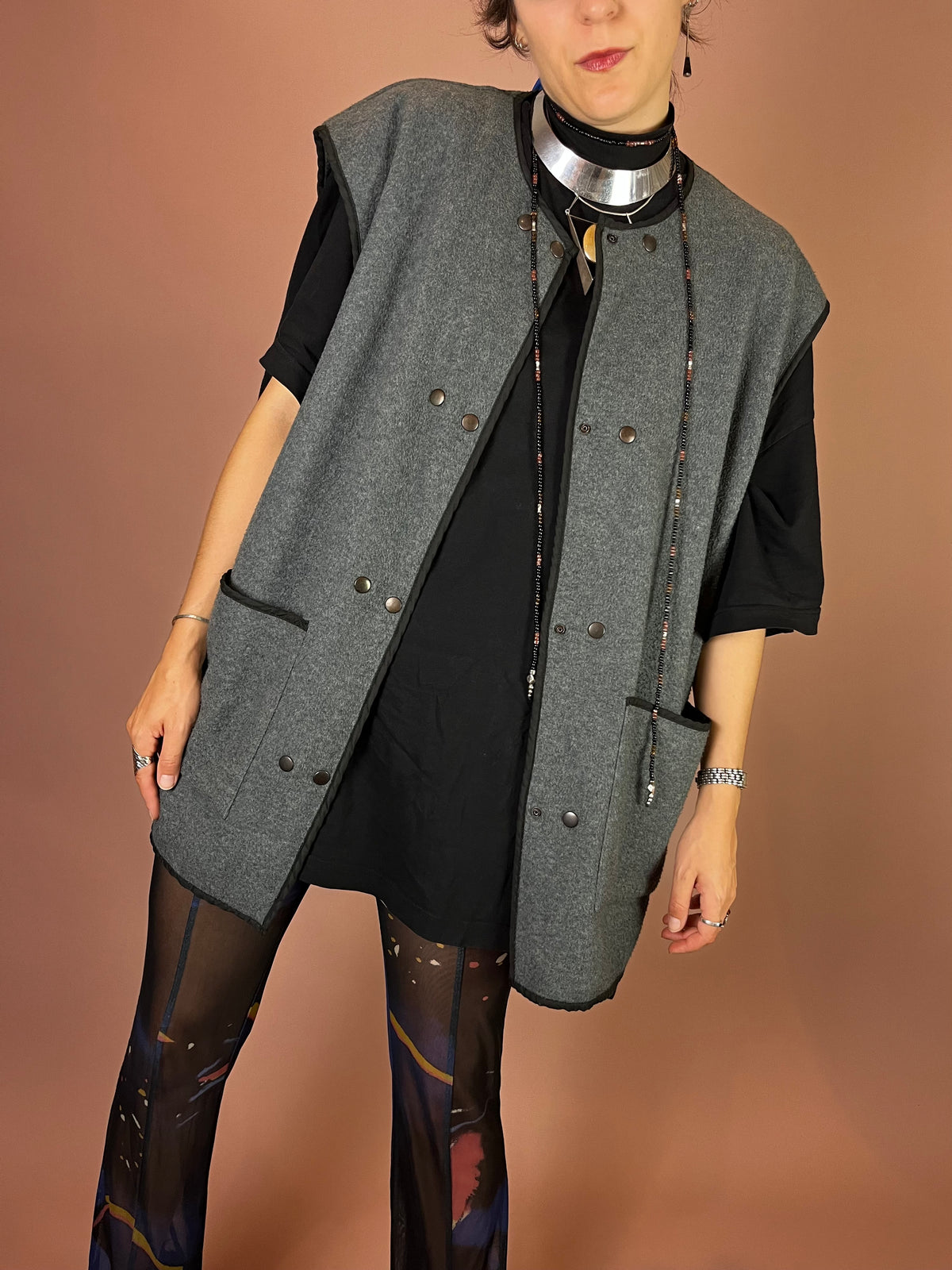 Graue Fleece Weste oversized mit Druckknöpfen Gr. XL