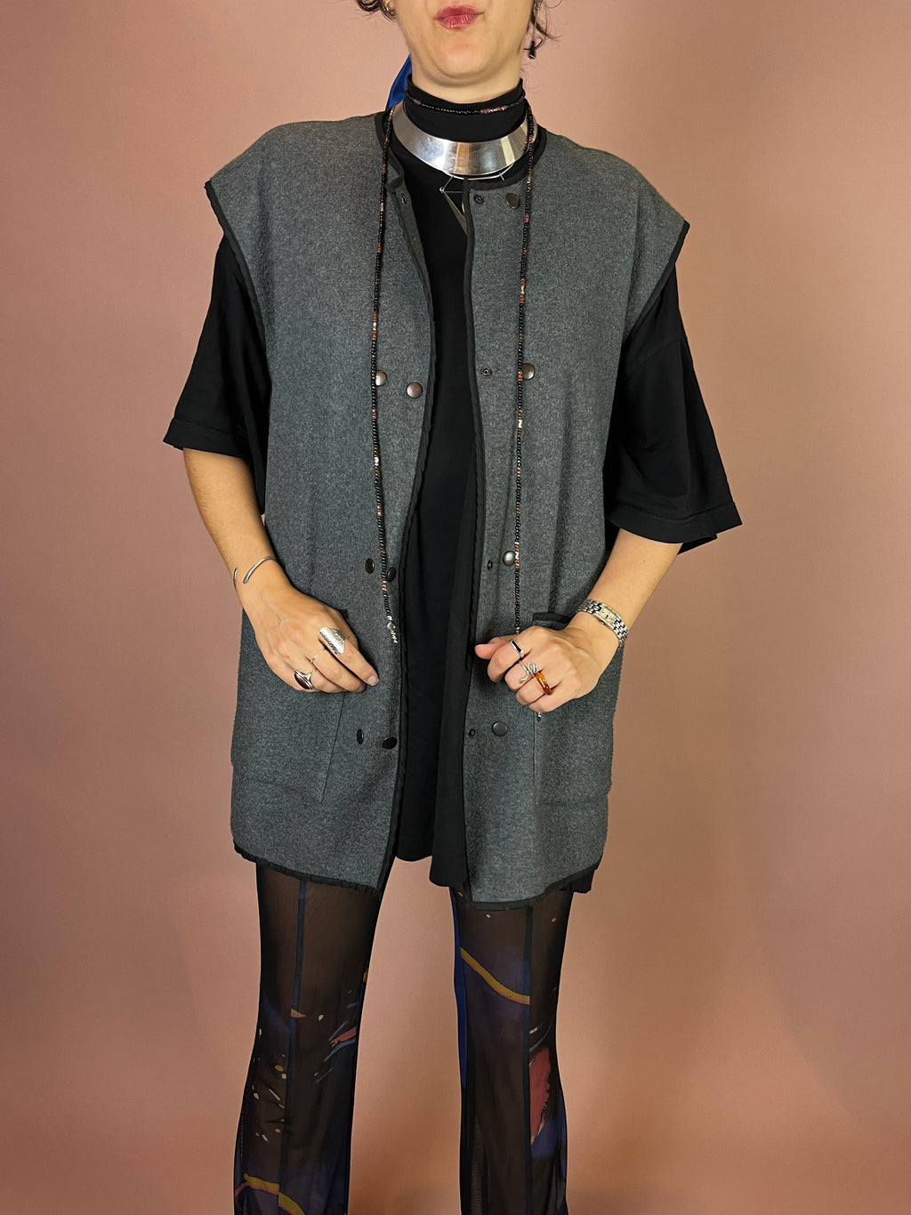 Graue Fleece Weste oversized mit Druckknöpfen Gr. XL
