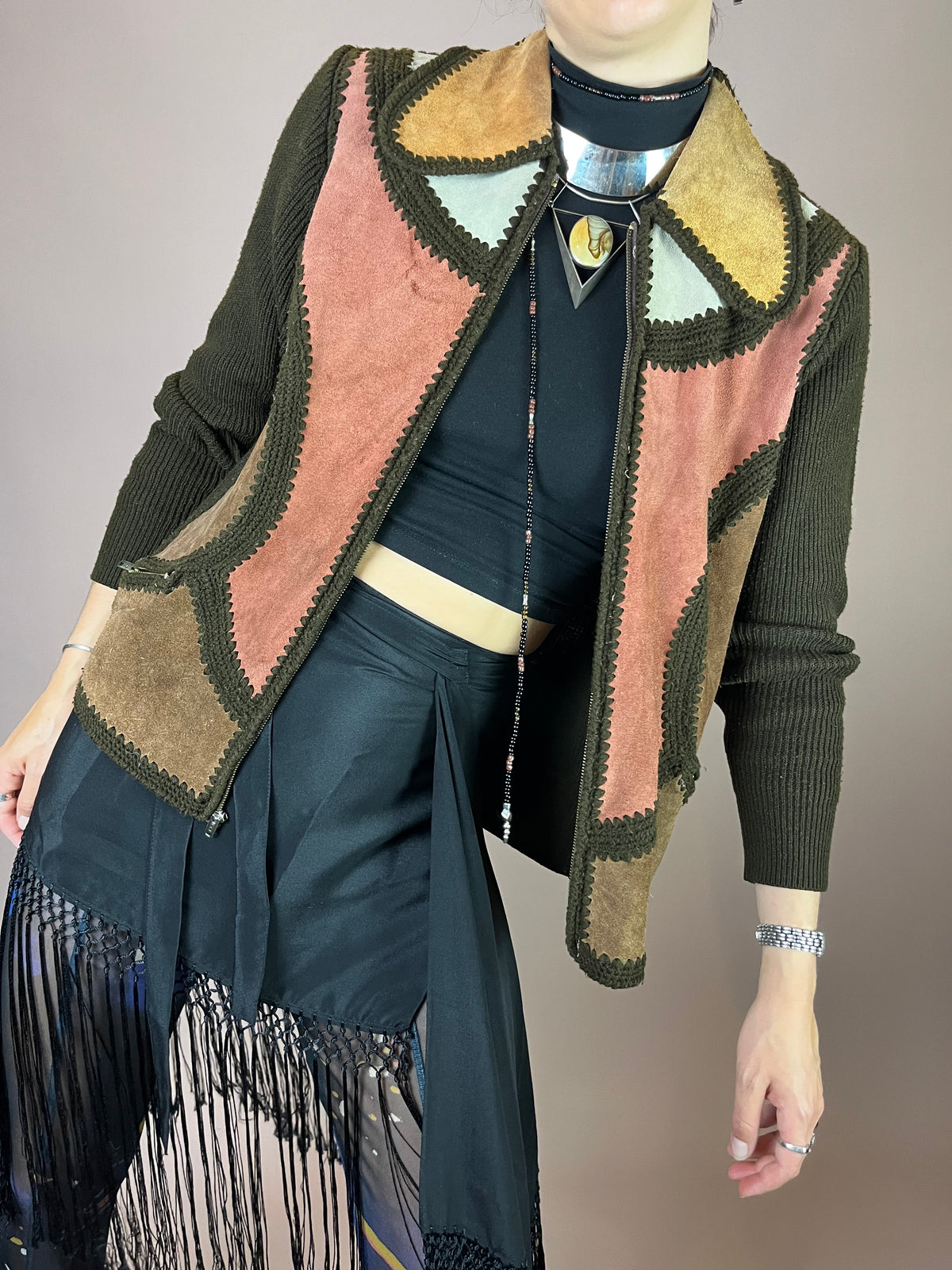 Strickjacke Wildleder Patchwork 70s Hippie Vibes Gr. 38
