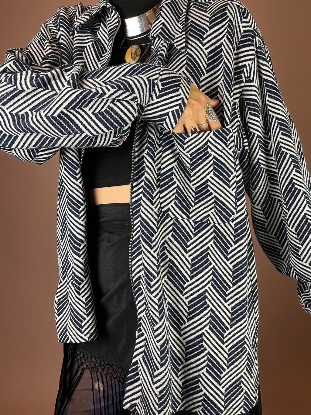 Cardigan Zebra Zickzack Strick Reißverschluss Gr. M