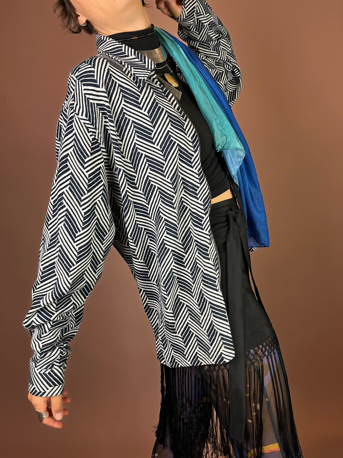 Cardigan Zebra Zickzack Strick Reißverschluss Gr. M