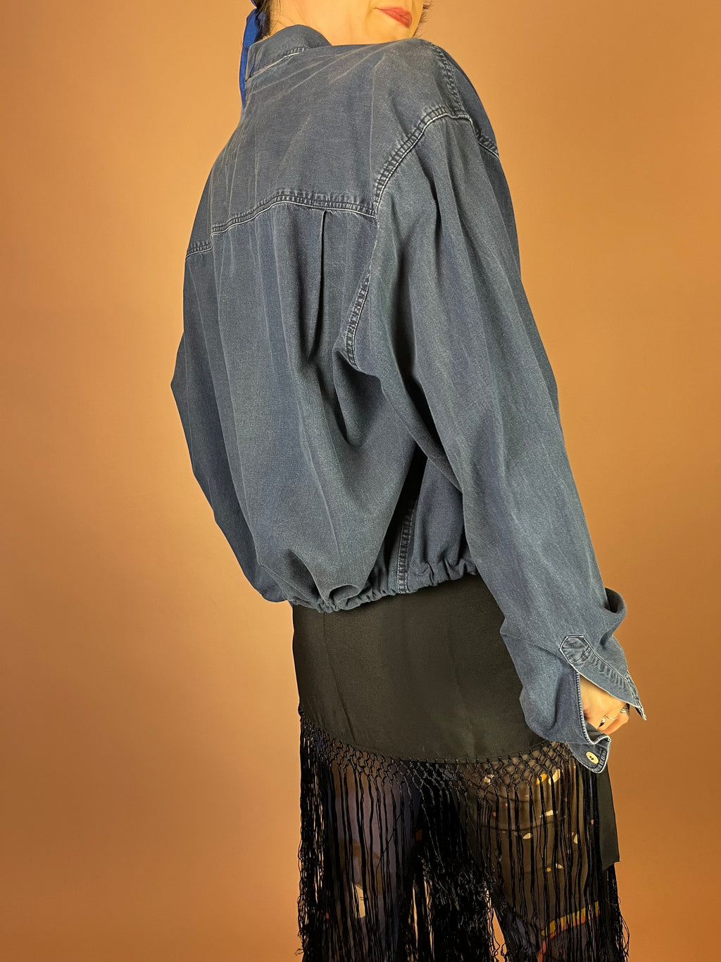 Upcycled Jeanshemd Dunkelblau Cropped Gr. Uni
