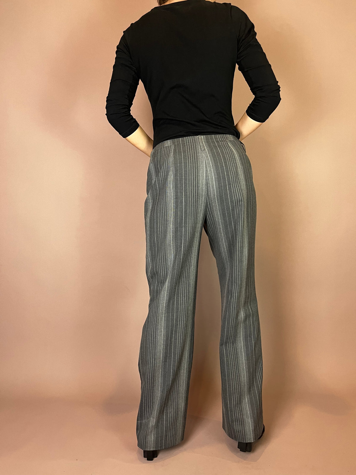 Betty Barclay Nadelstreifenhose in Grau Gr. 42