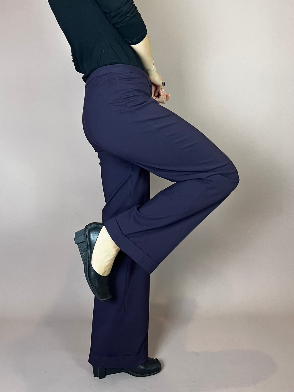 Impuls by H&M Stoffhose in Aubergine Gr. 36