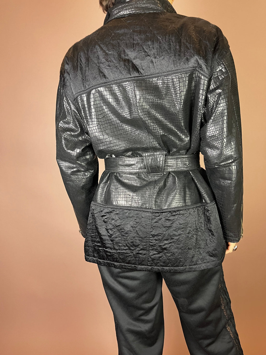 Lederjacke in Kroko Optik mit Gürtel Gr. 40