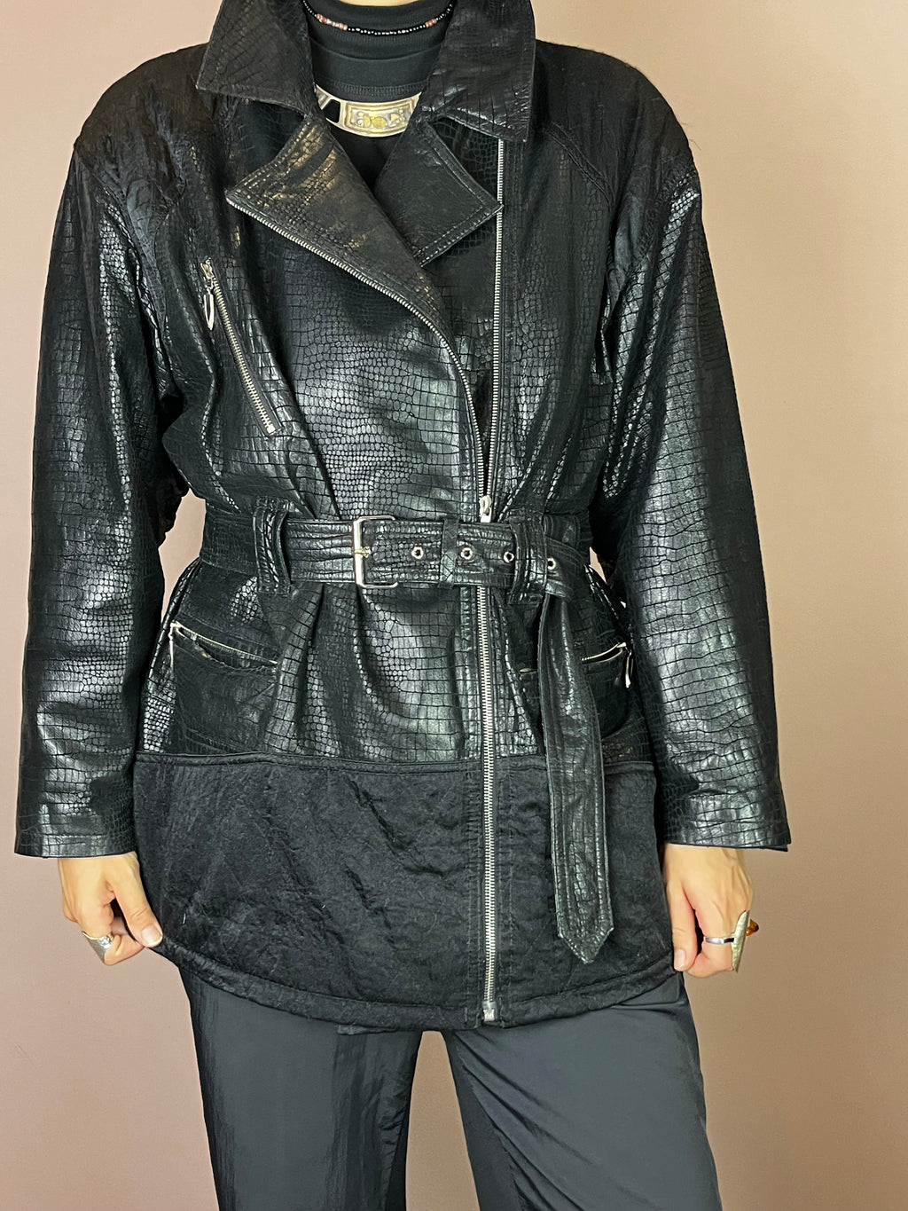 Lederjacke in Kroko Optik mit Gürtel Gr. 40