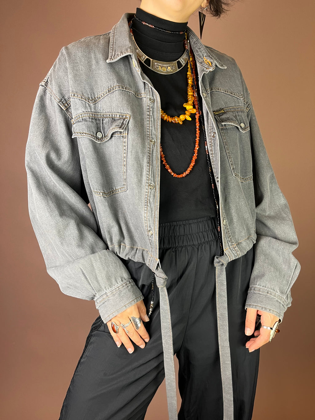 Upcycling Cropped Western Jeanshemd in Washed Grey Gr. 36-40