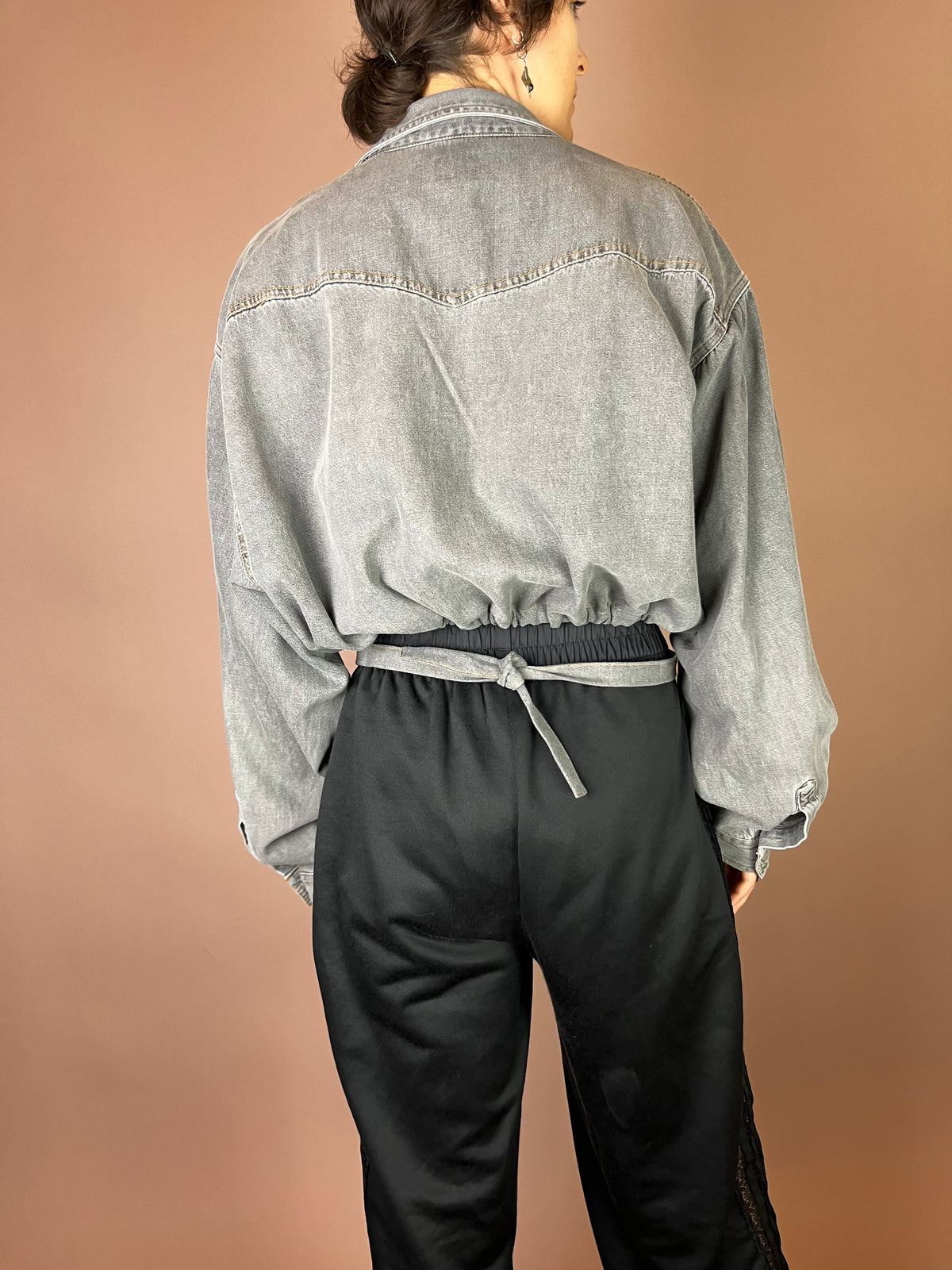 Upcycling Cropped Western Jeanshemd in Washed Grey Gr. 36-40