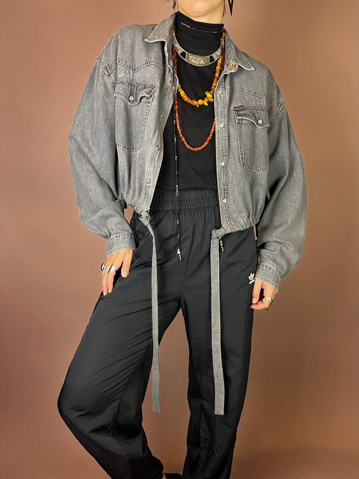 Upcycling Cropped Western Jeanshemd in Washed Grey Gr. 36-40