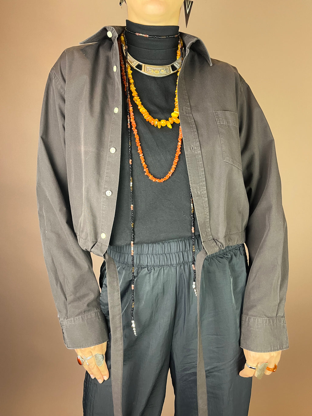 Upcycling Cropped Hemd in Schokobraun mit Tunnelzug Gr. 34-38
