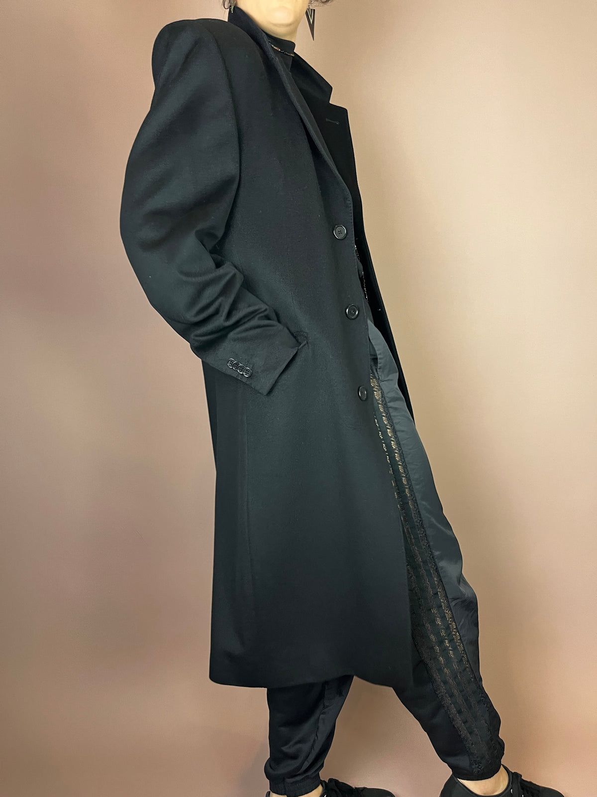 Borrowed from the Boys Wollmantel in Schwarz Gr. L