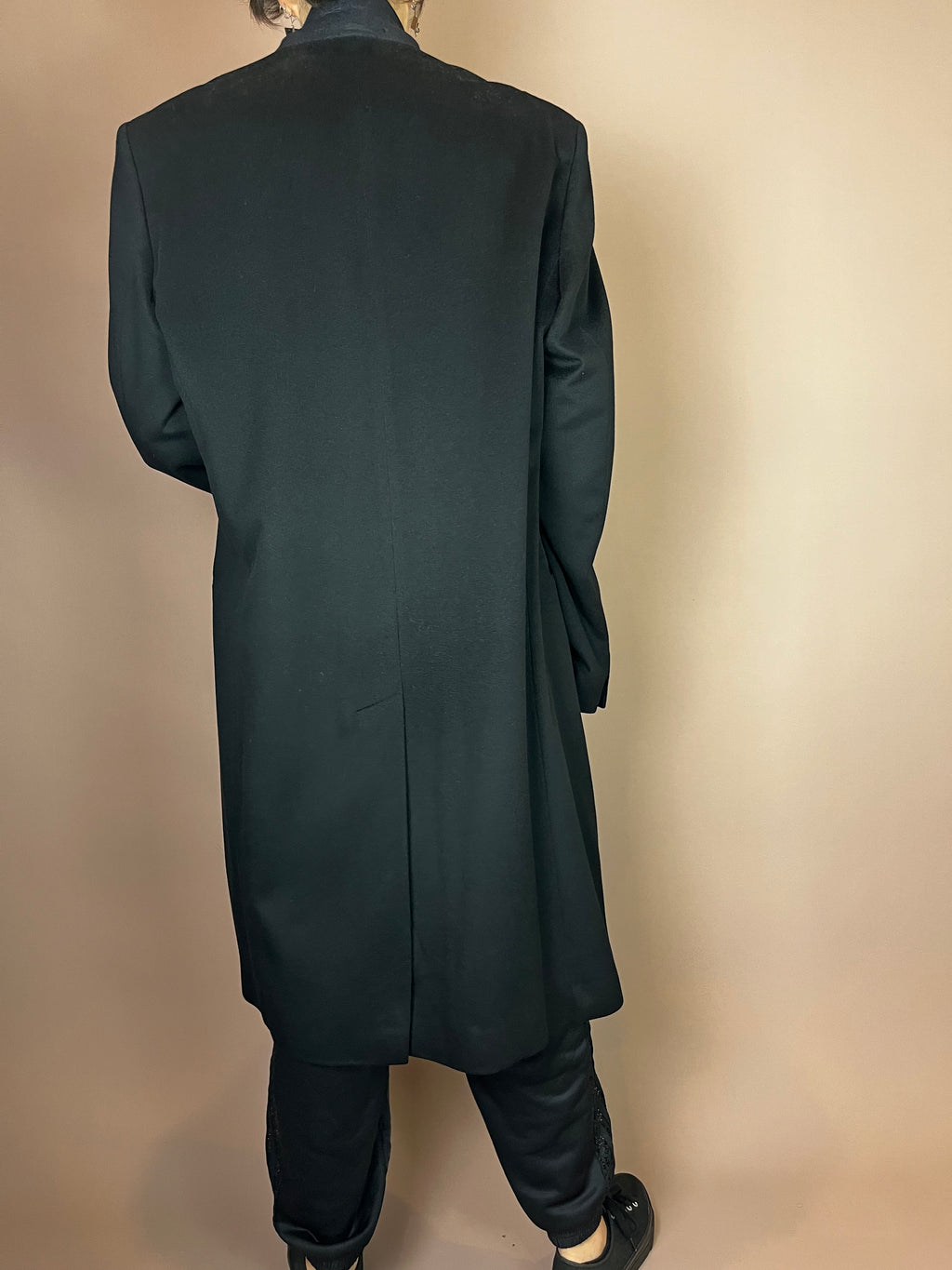 Borrowed from the Boys Wollmantel in Schwarz Gr. L