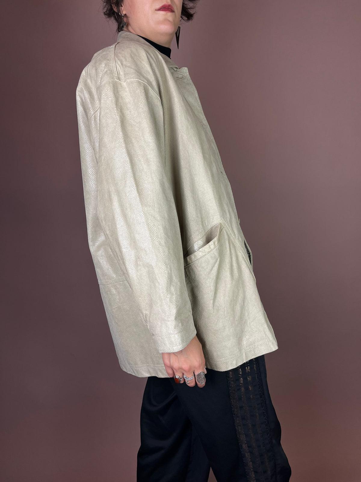 Vanilla Snake Lederjacke in Creme Oversized Gr. 38/40
