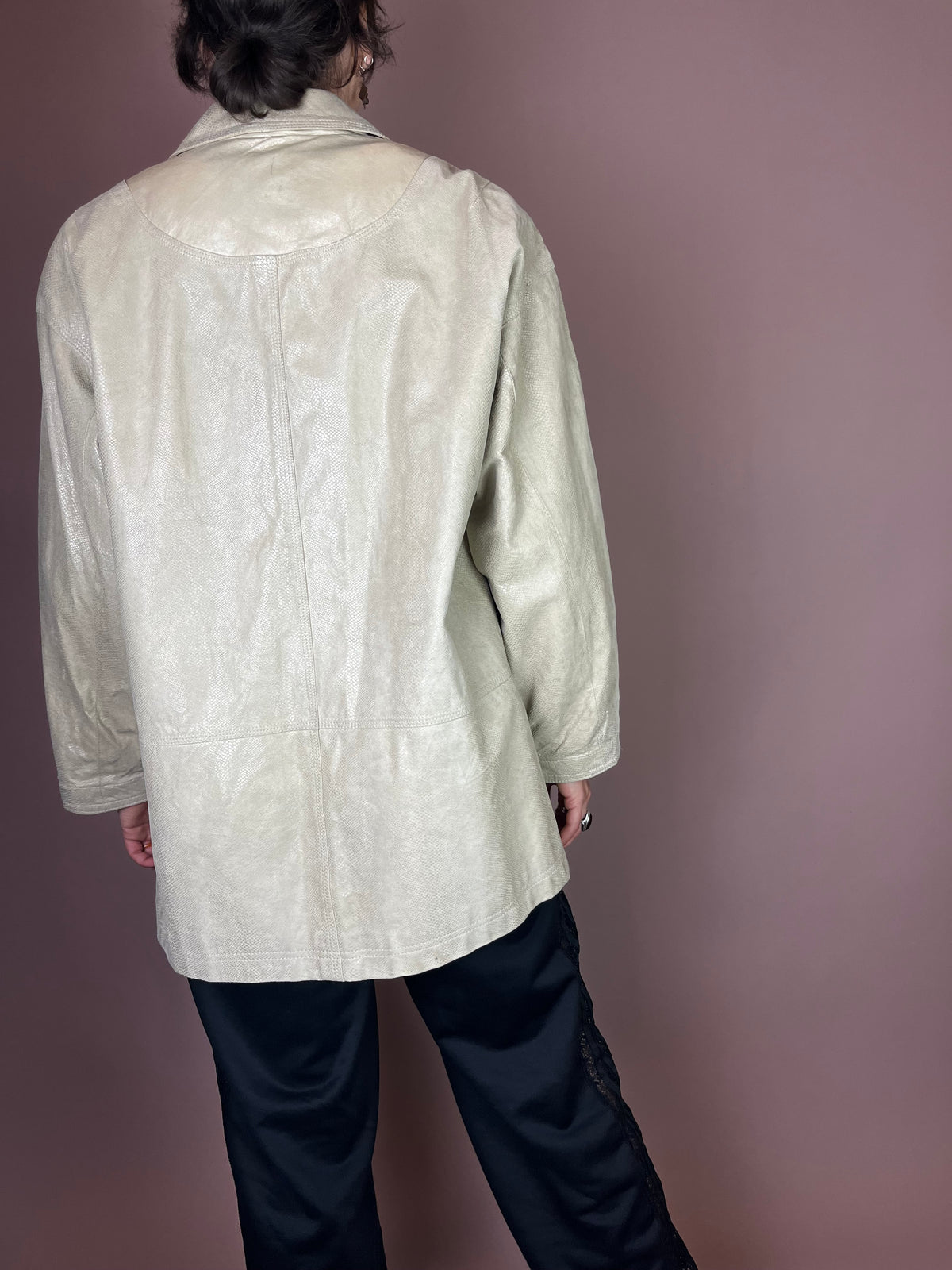 Vanilla Snake Lederjacke in Creme Oversized Gr. 38/40
