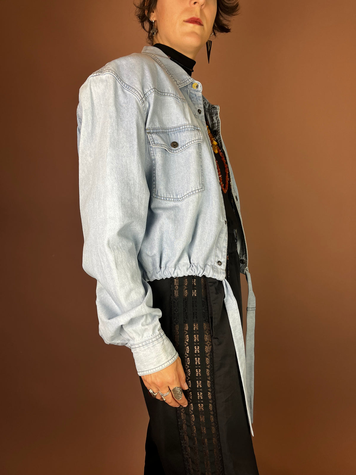 Sky Blue Upcycling Jeanshemd cropped mit Tunnelzug Gr. 36-40
