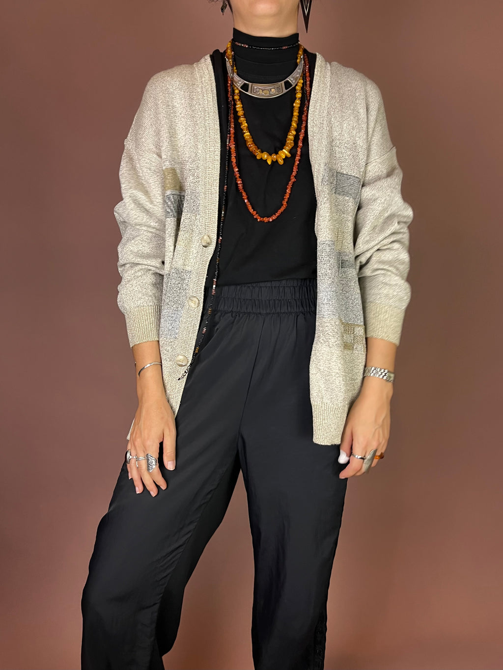Cardigan mit grafischem Strickmuster in Beige Grau Gr. M
