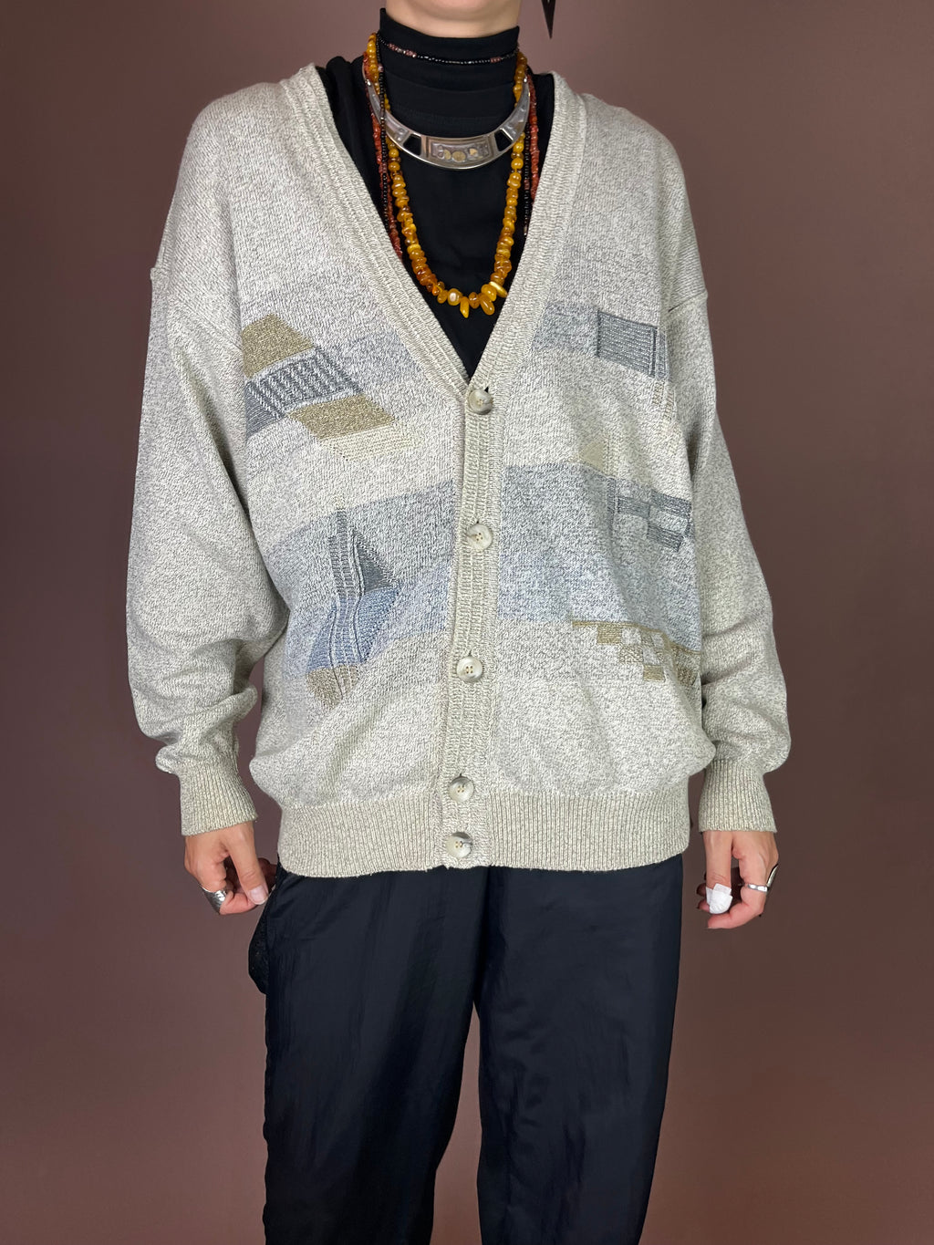 Cardigan mit grafischem Strickmuster in Beige Grau Gr. M