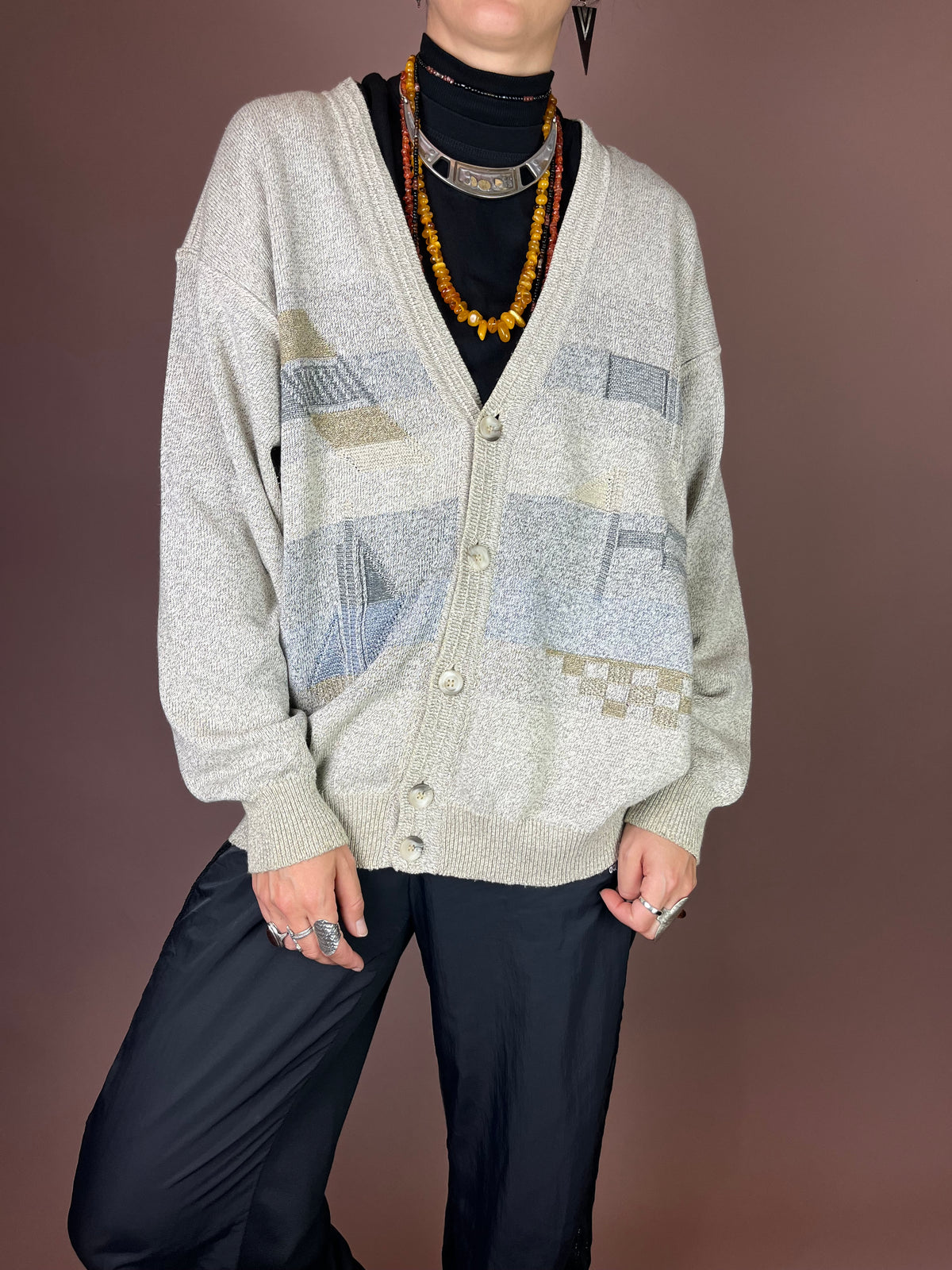 Cardigan mit grafischem Strickmuster in Beige Grau Gr. M
